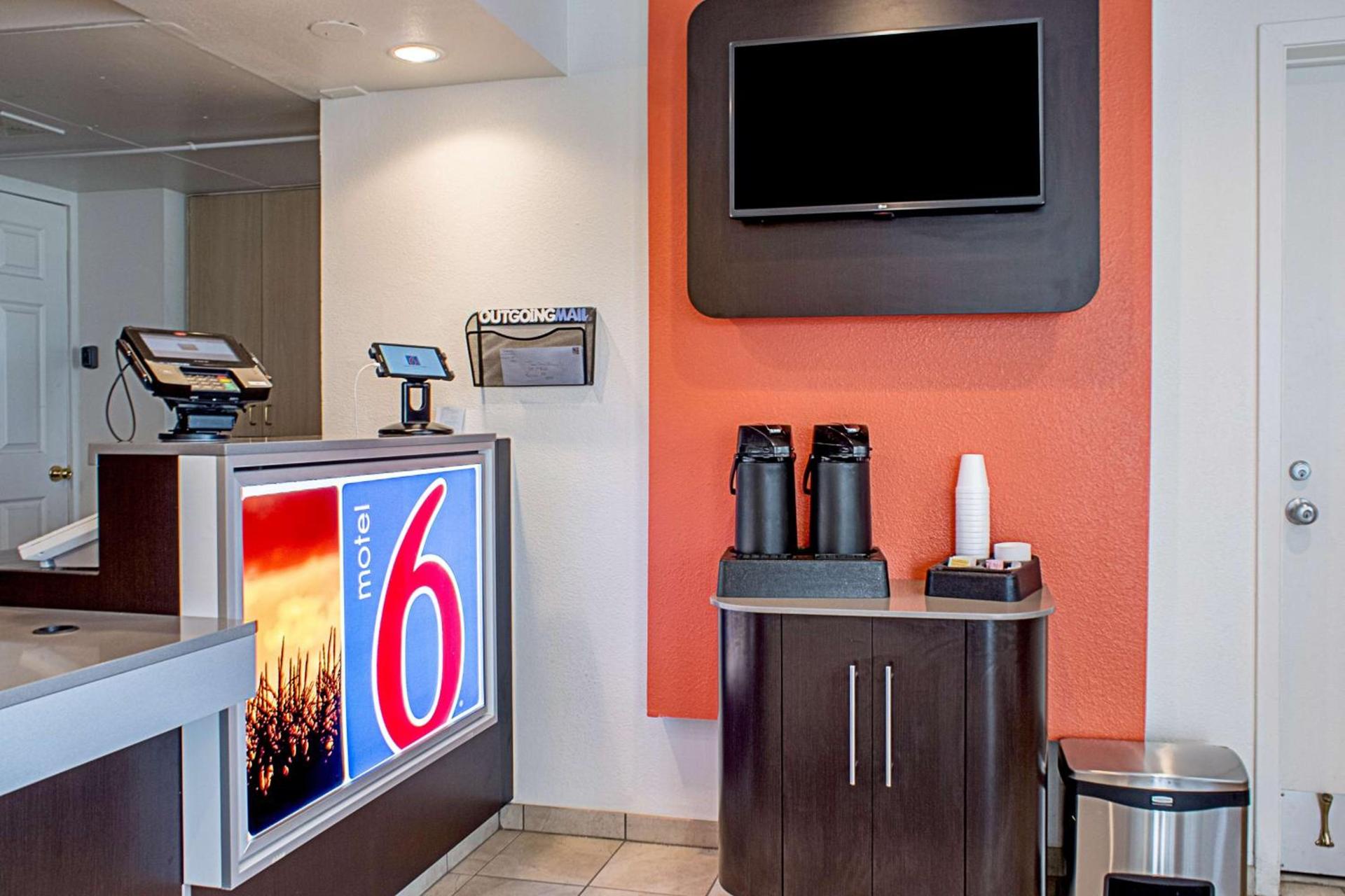 Motel 6-Kalispell, MT photo 32