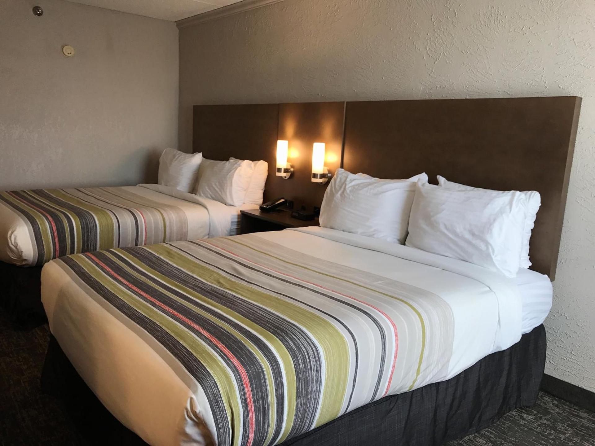 Country Inn & Suites by Radisson, Mt Pleasant-Racine West, WI photo 58