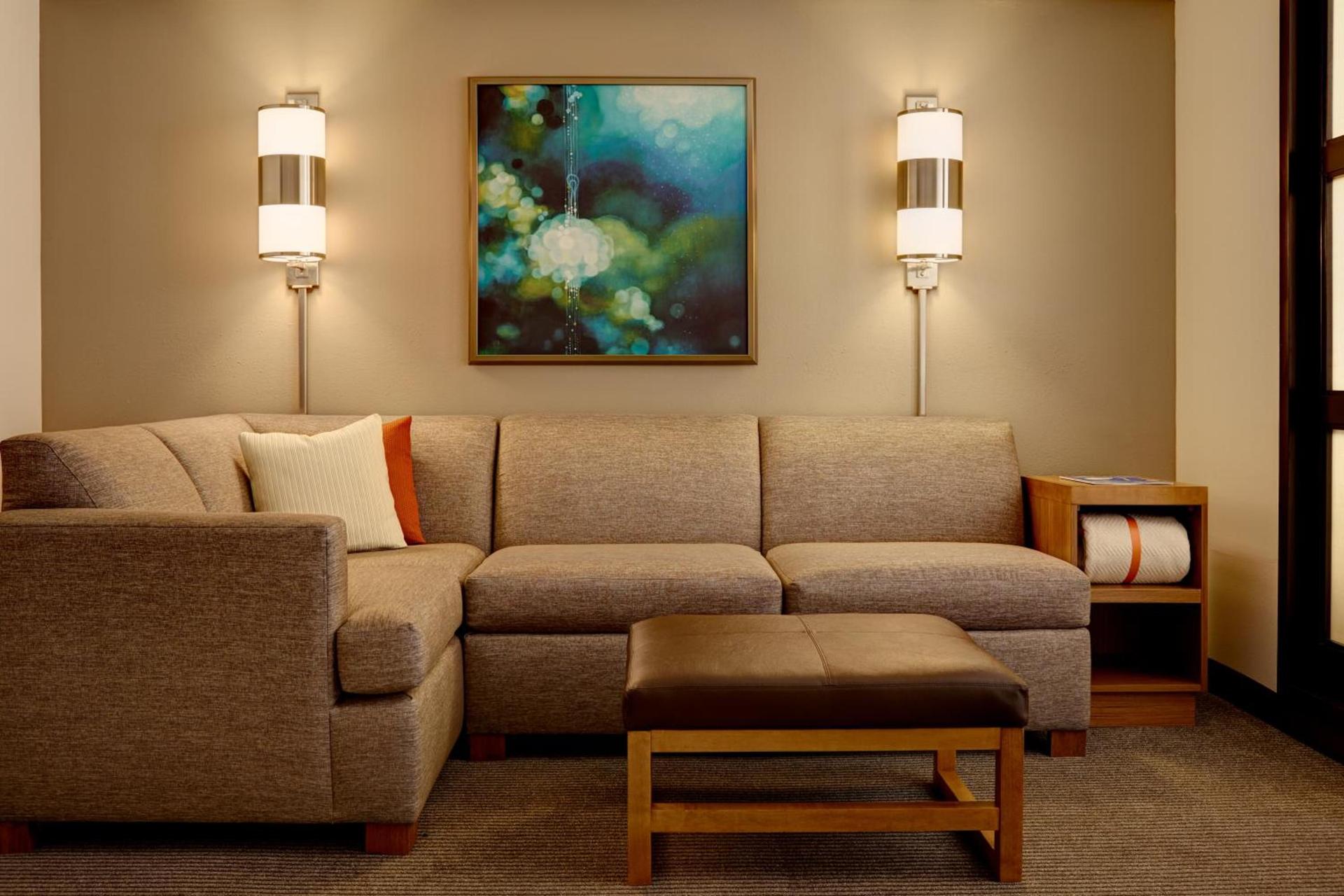 Hyatt Place Sterling Dulles Airport North photo 14