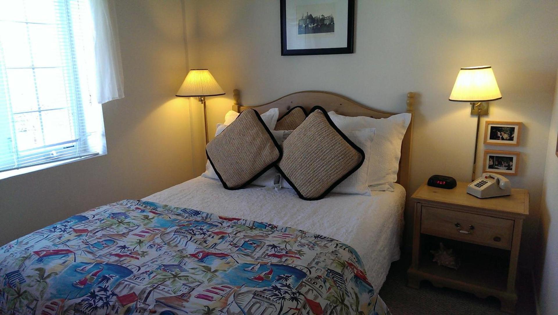 Montauk Manor photo 11