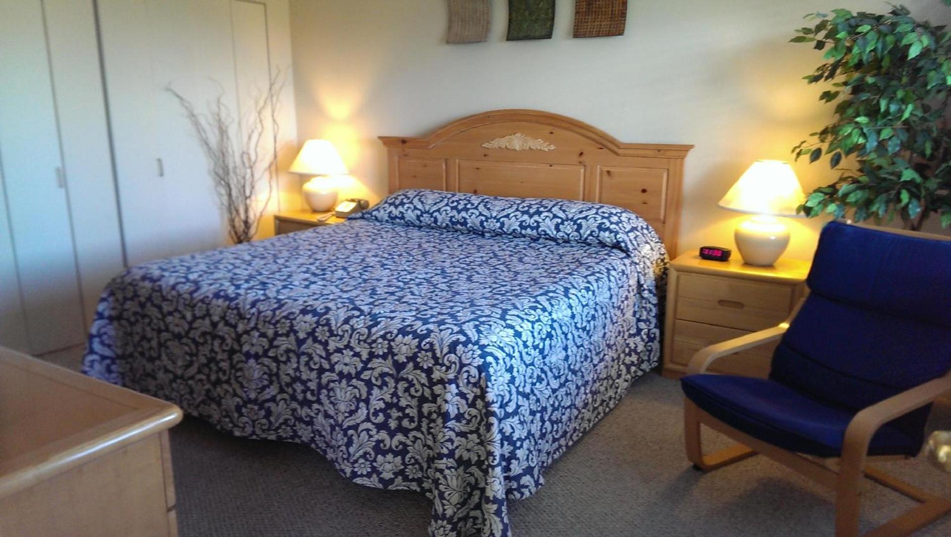 Montauk Manor photo 9