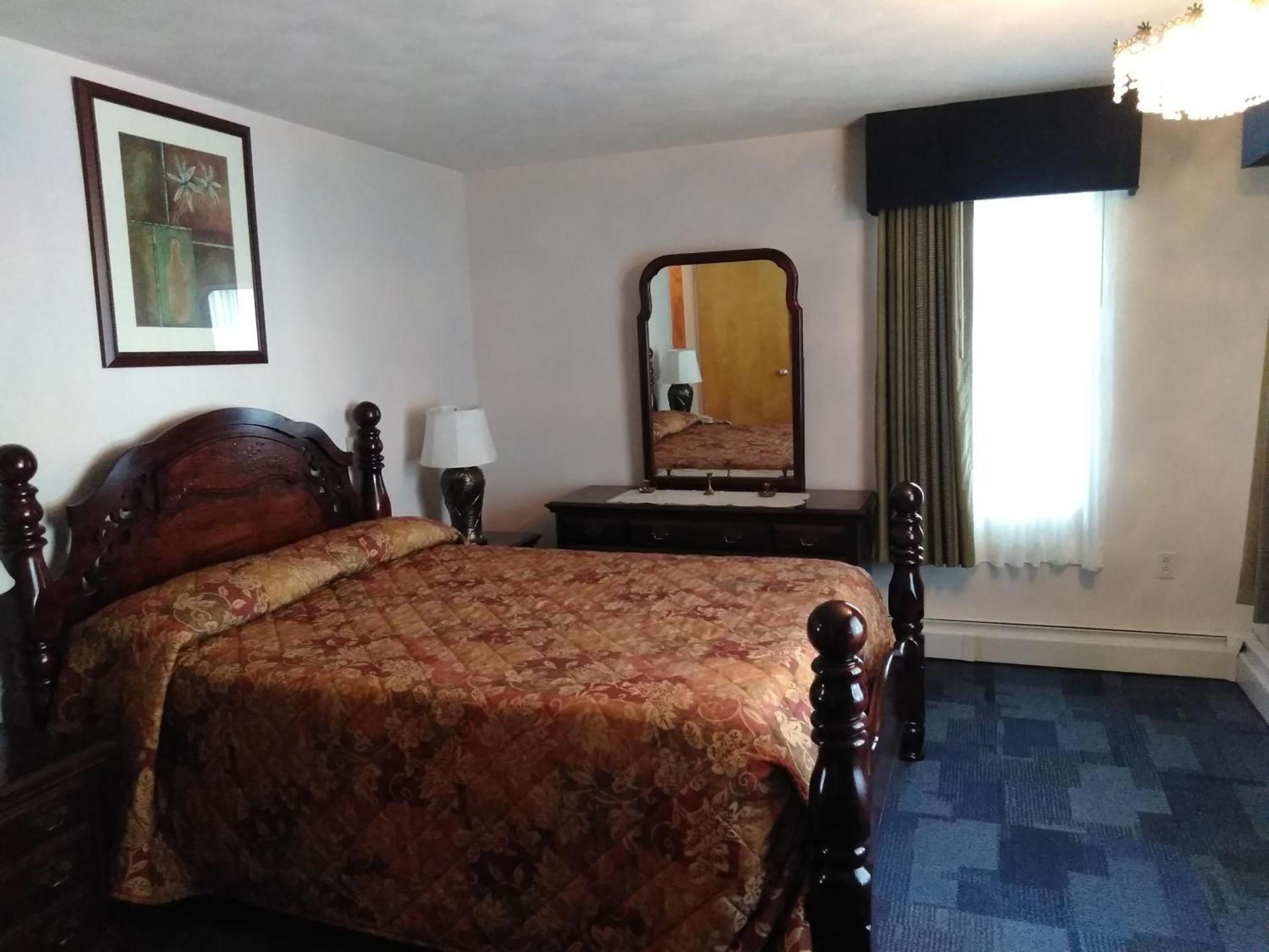 The Cardinal Inn photo 43