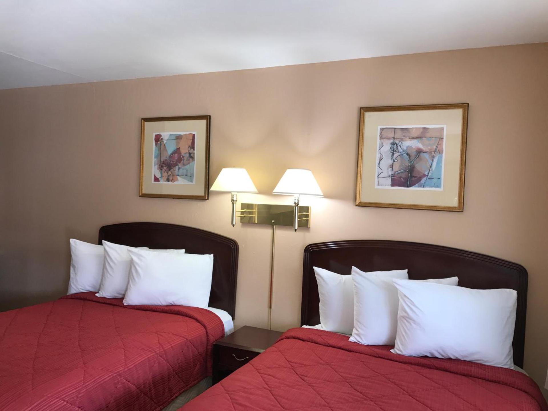 Red Bluff Inn photo 11