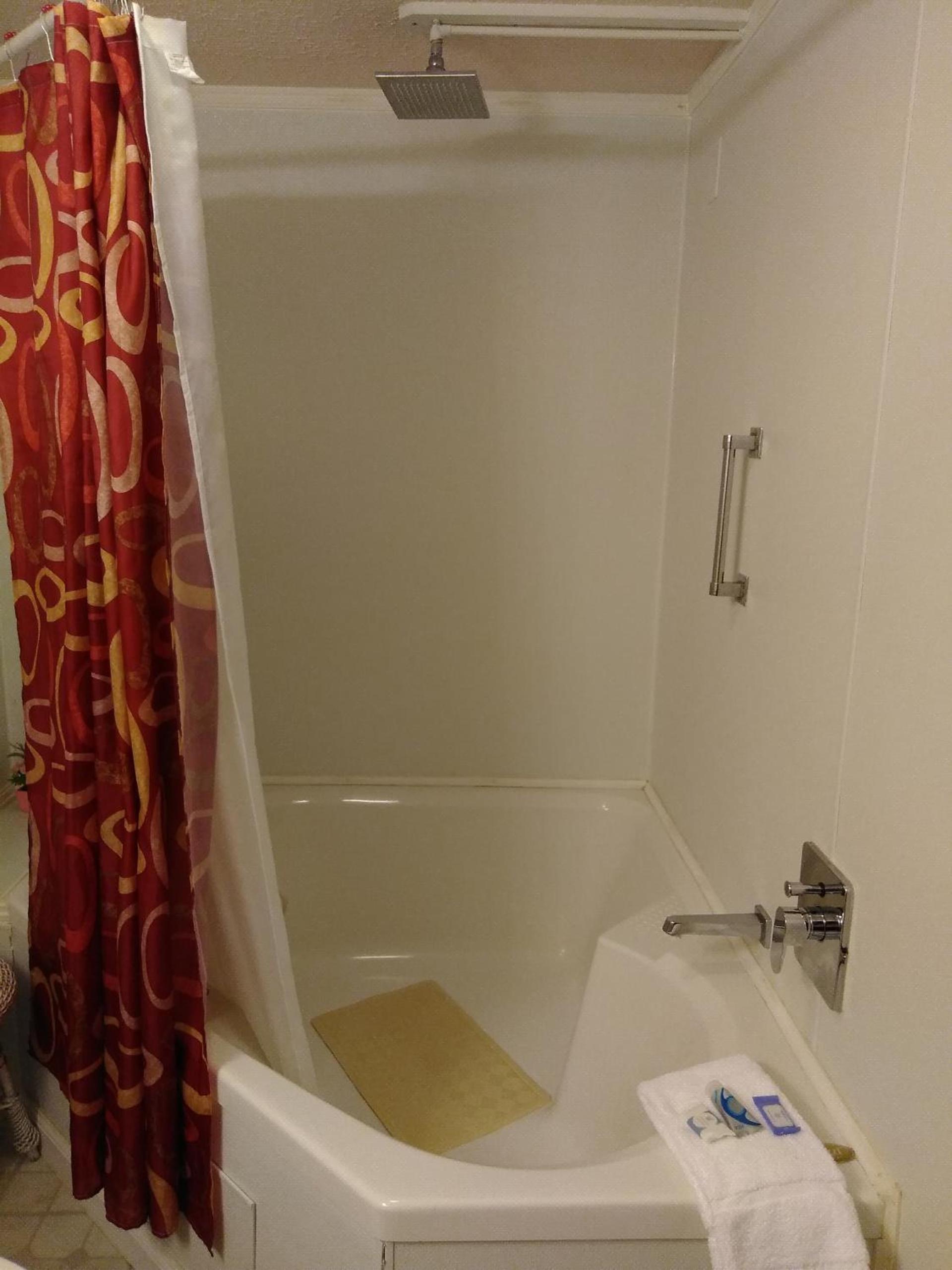The Cardinal Inn photo 39