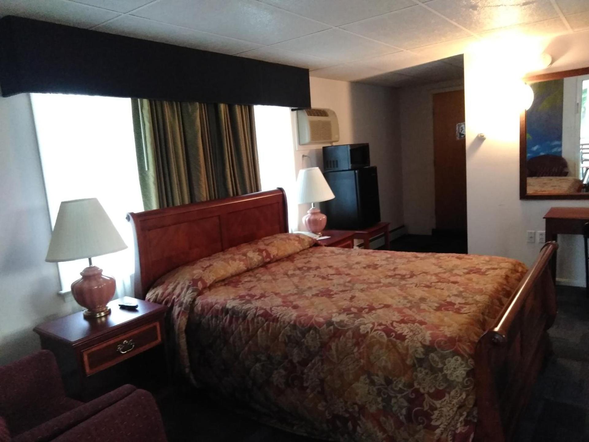 The Cardinal Inn photo 38