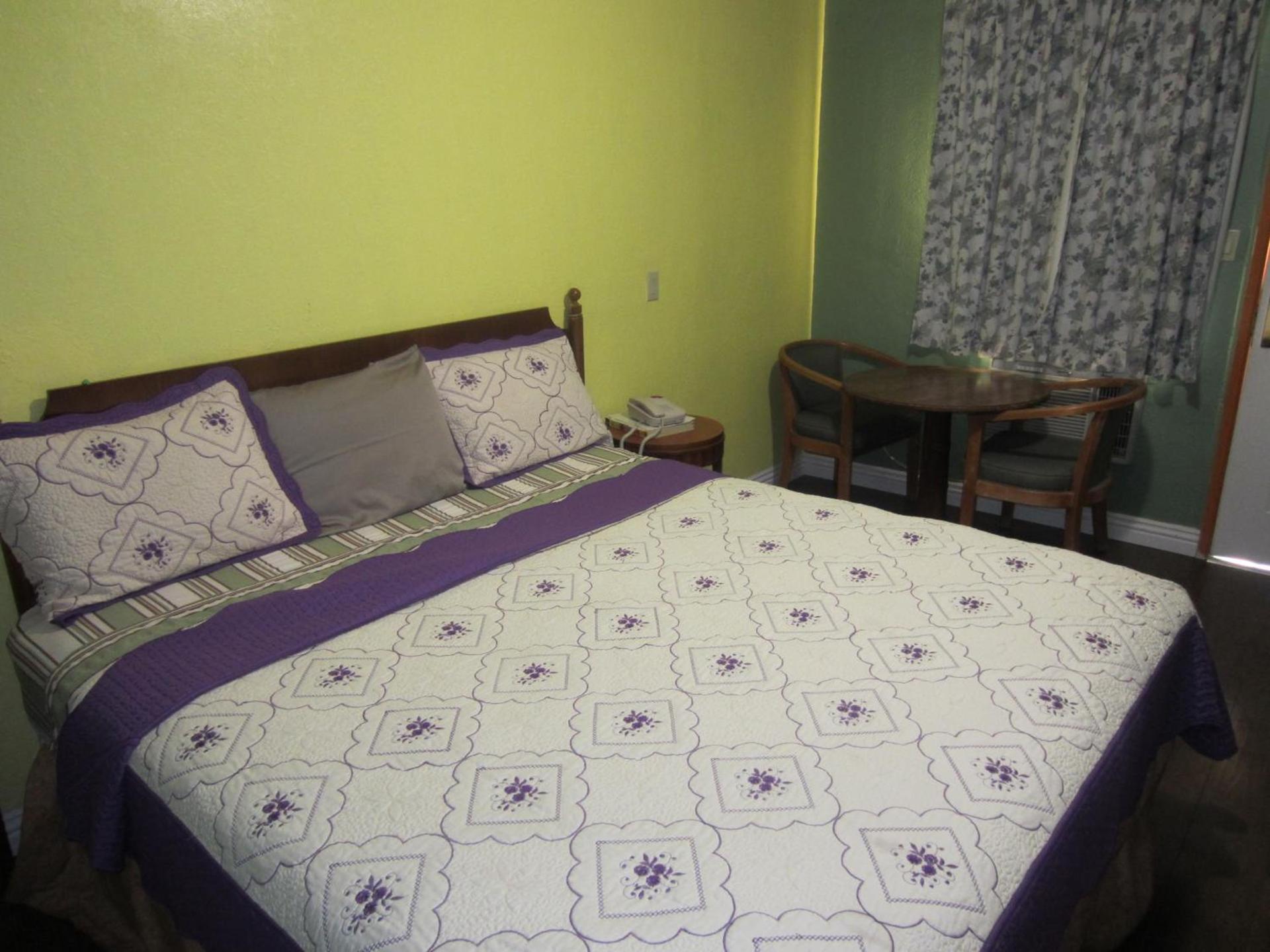 Travel Eagle Inn Motel photo 6