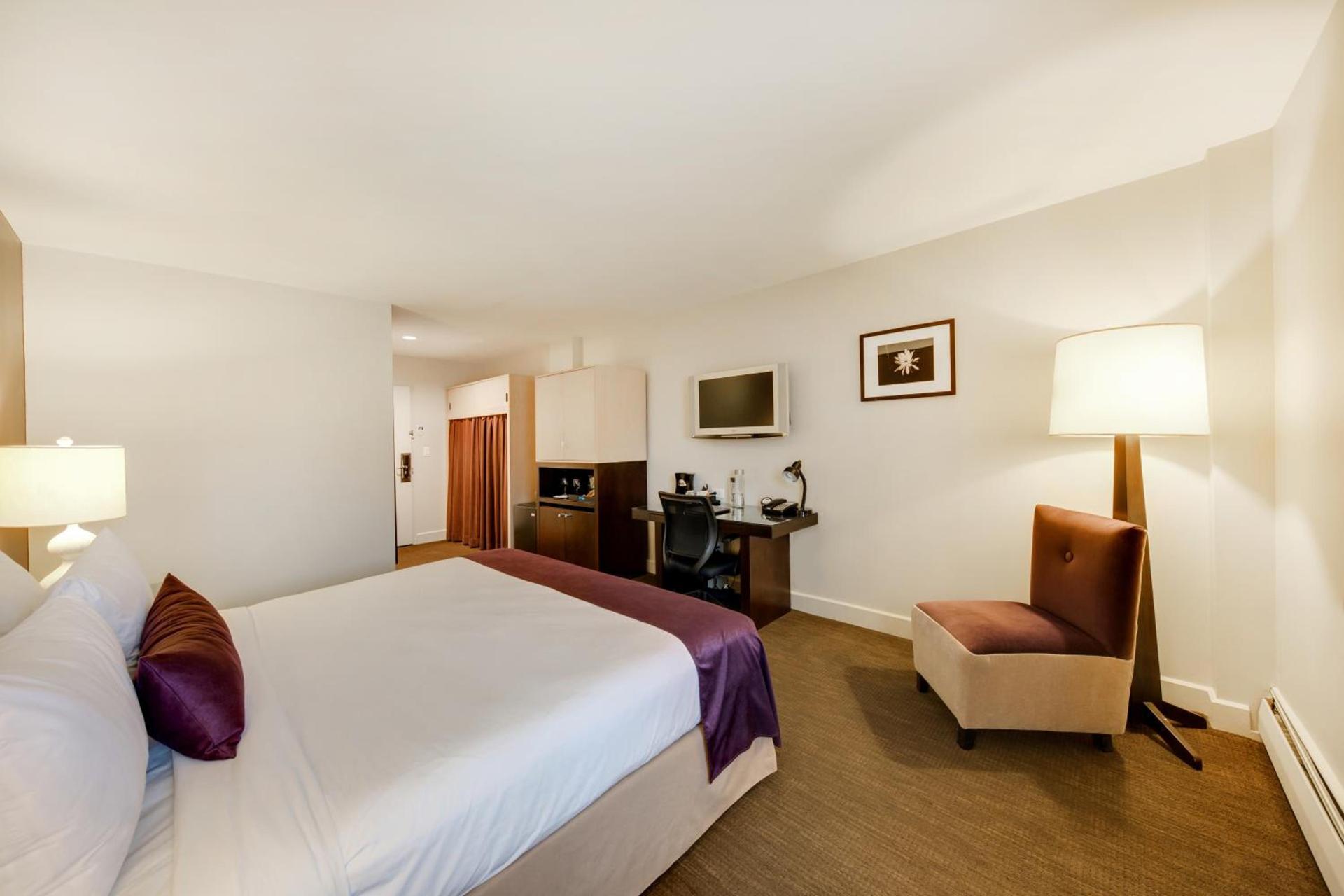 The Andrew Hotel photo 24