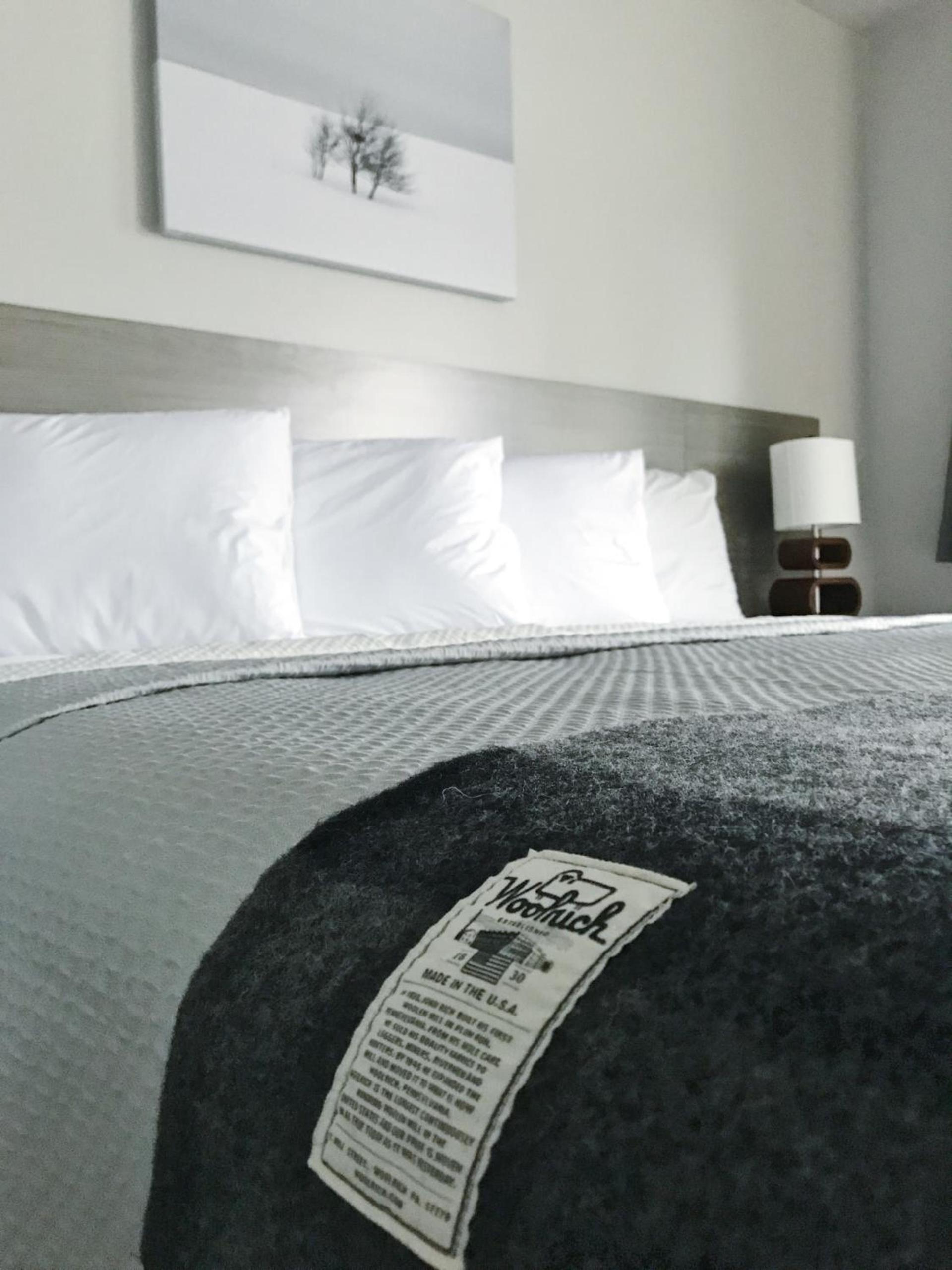 Airport Inn photo 4