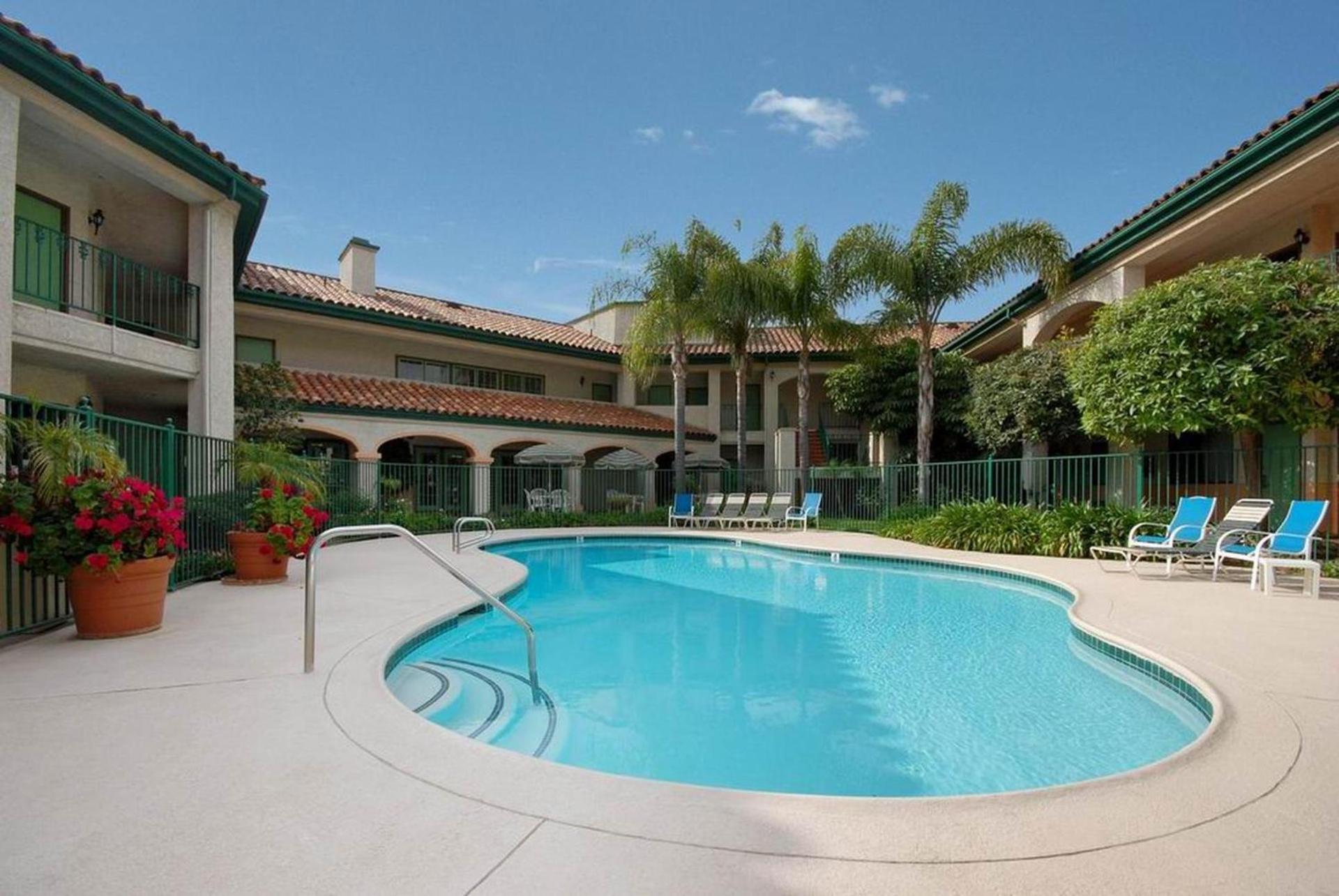 Best Western San Dimas Hotel & Suites photo 15