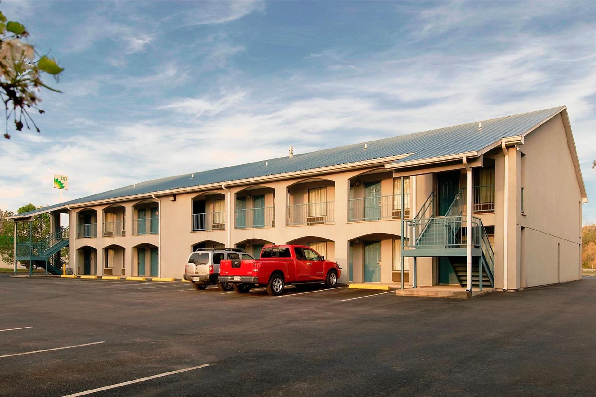 Americas Best Value Inn - Rome photo 13