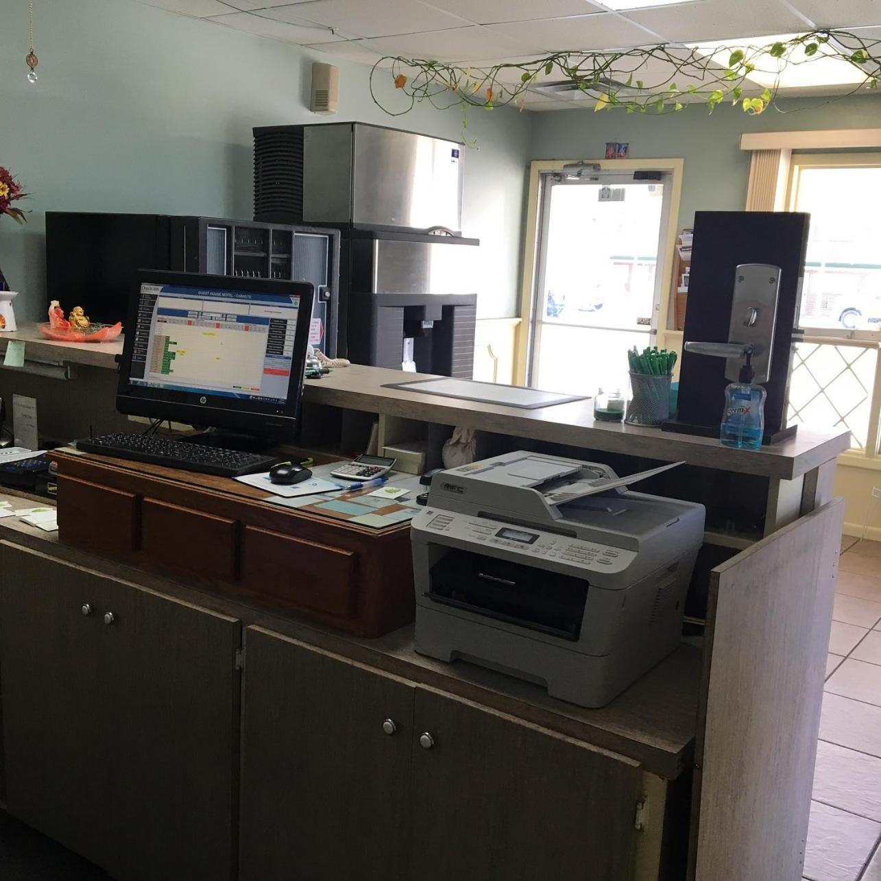 Guest House Motel Chanute photo 4