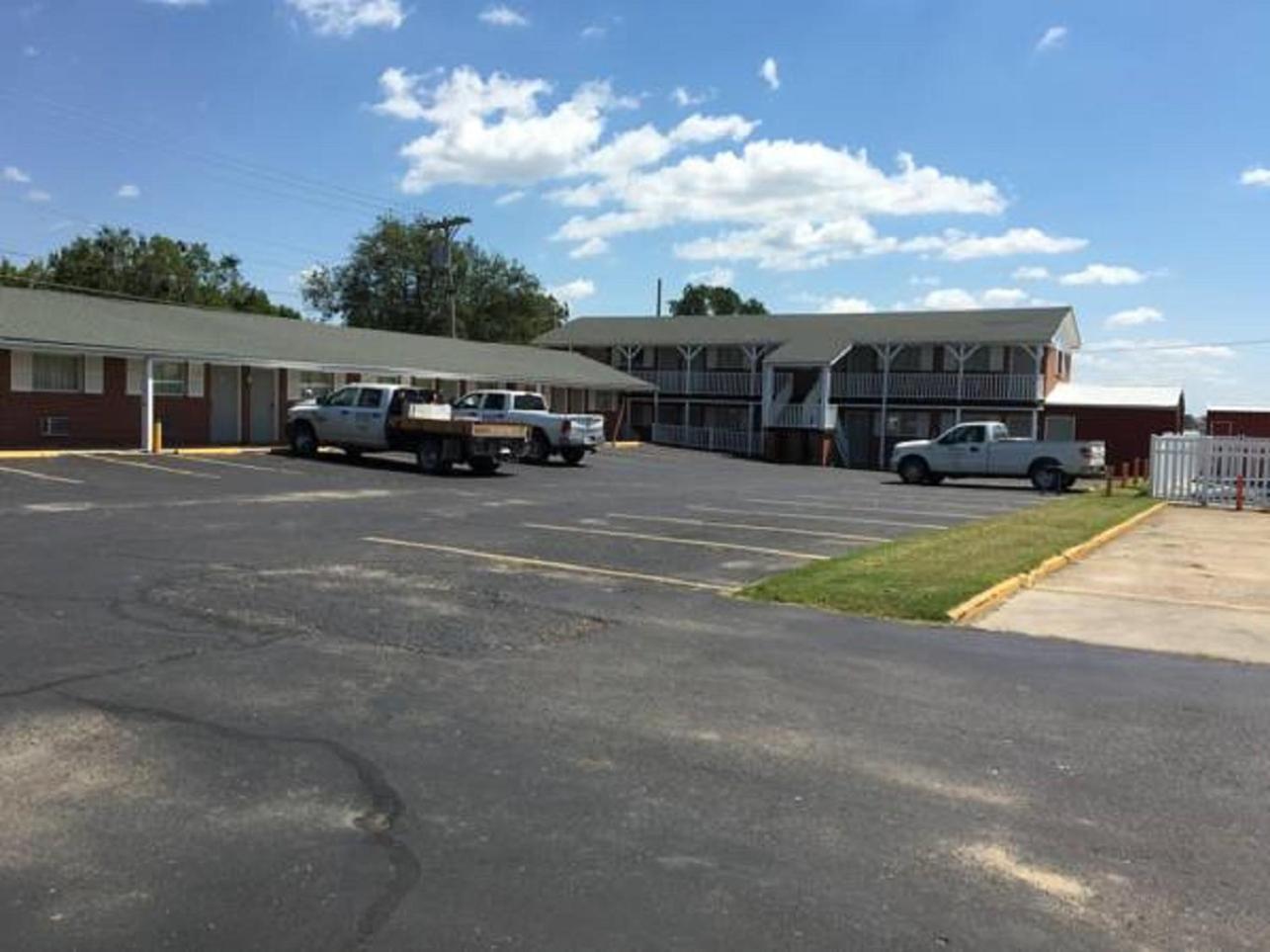 Guest House Motel Chanute photo 10