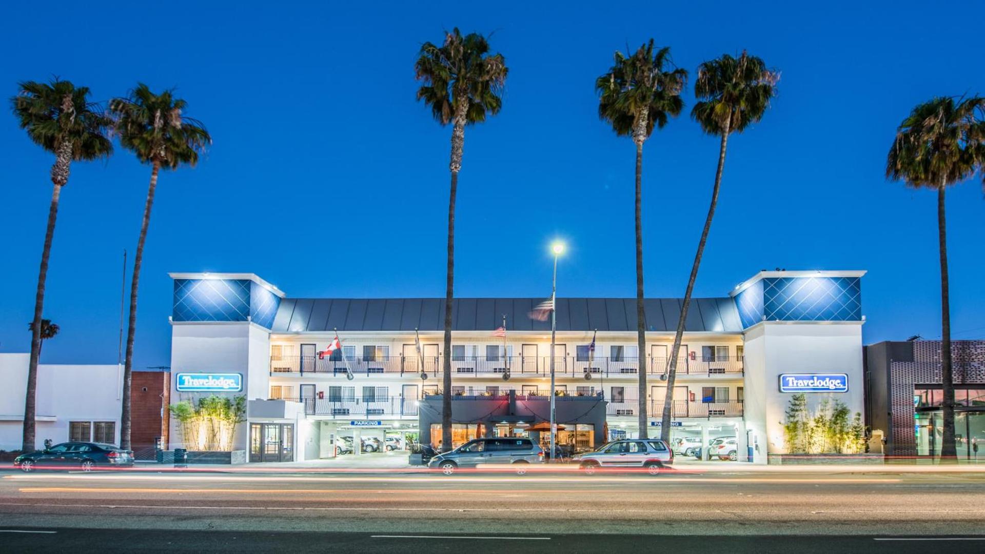 Travelodge by Wyndham Culver City photo 34