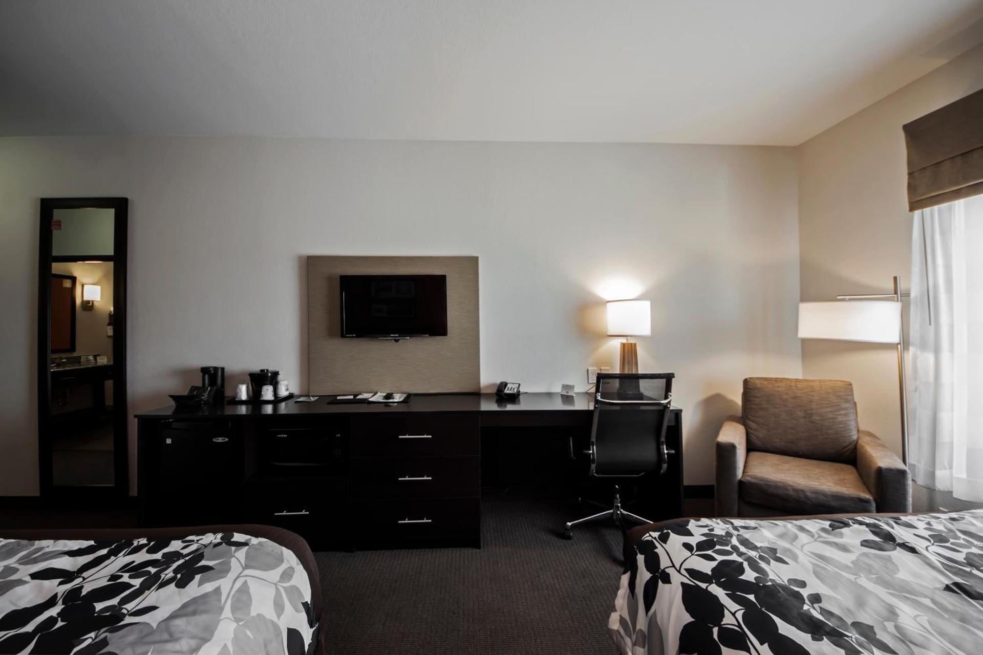 Sleep Inn & Suites Hennessey photo 3