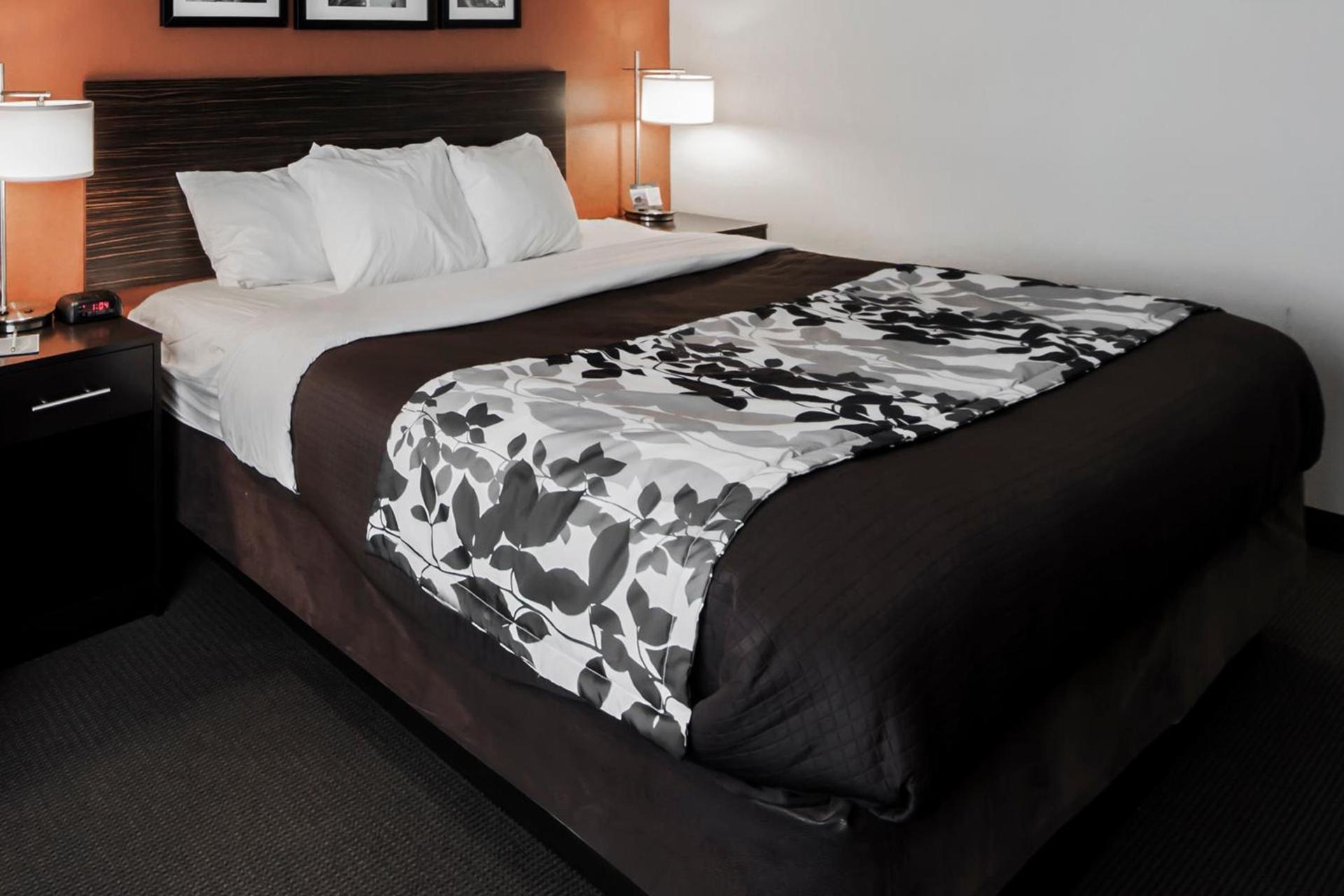 Sleep Inn & Suites Hennessey photo 6