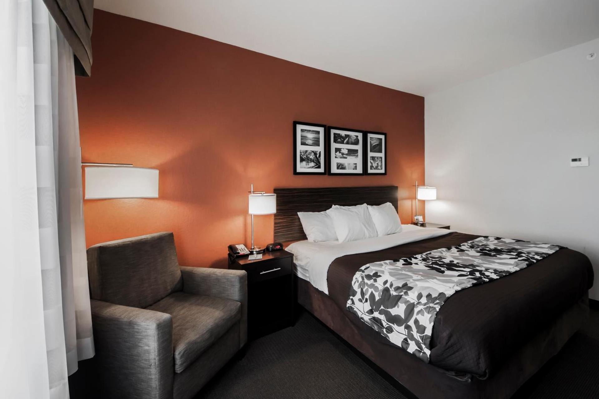 Sleep Inn & Suites Hennessey photo 7