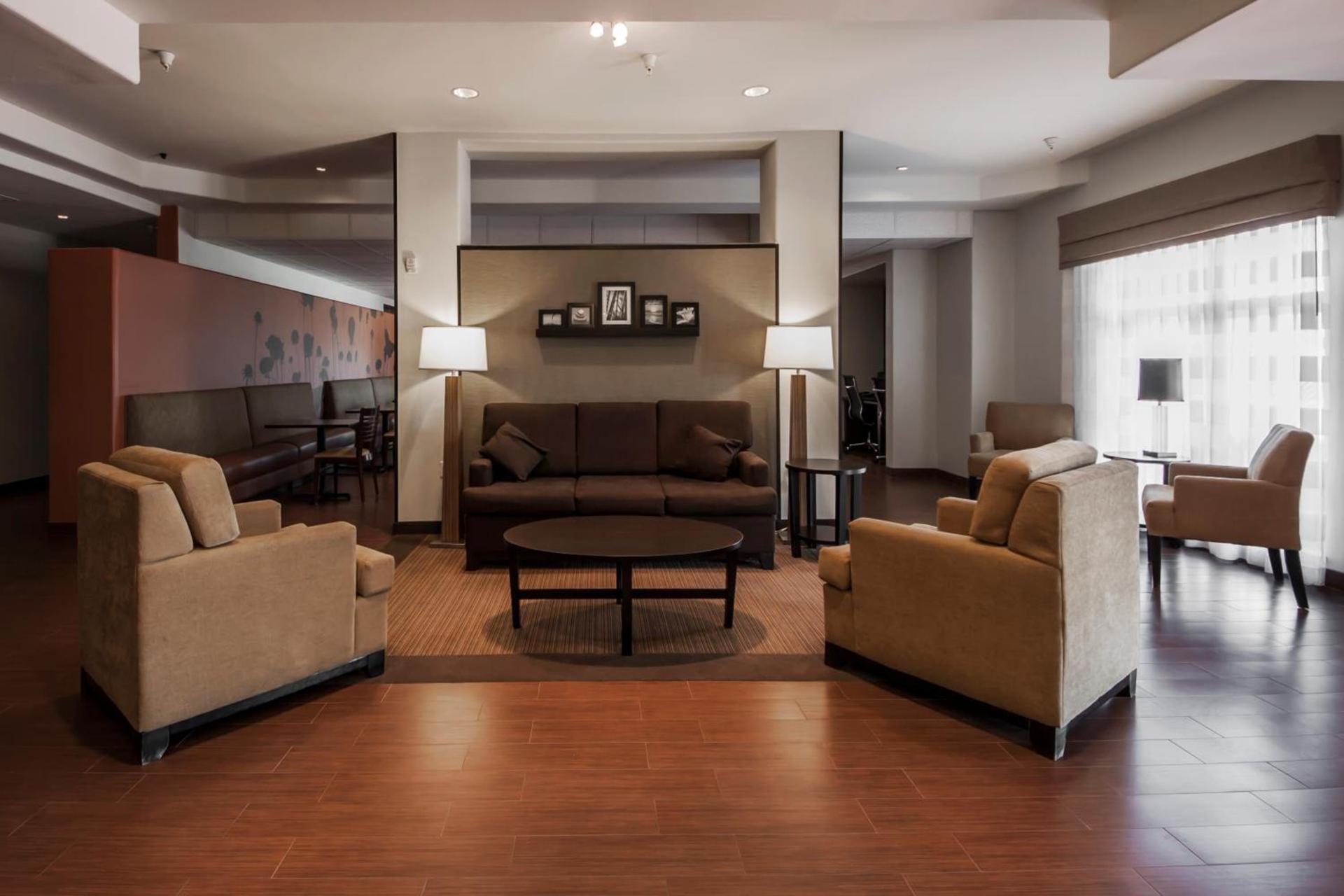 Sleep Inn & Suites Hennessey photo 9