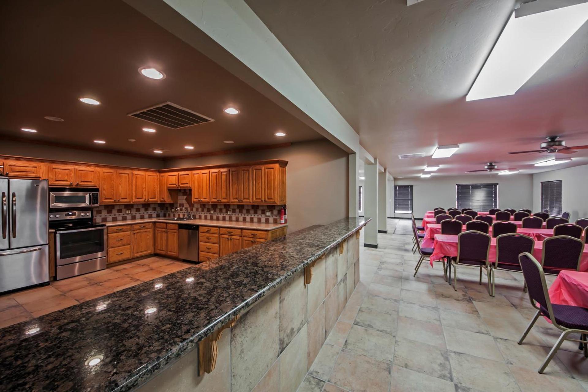 Sleep Inn & Suites Hennessey photo 17