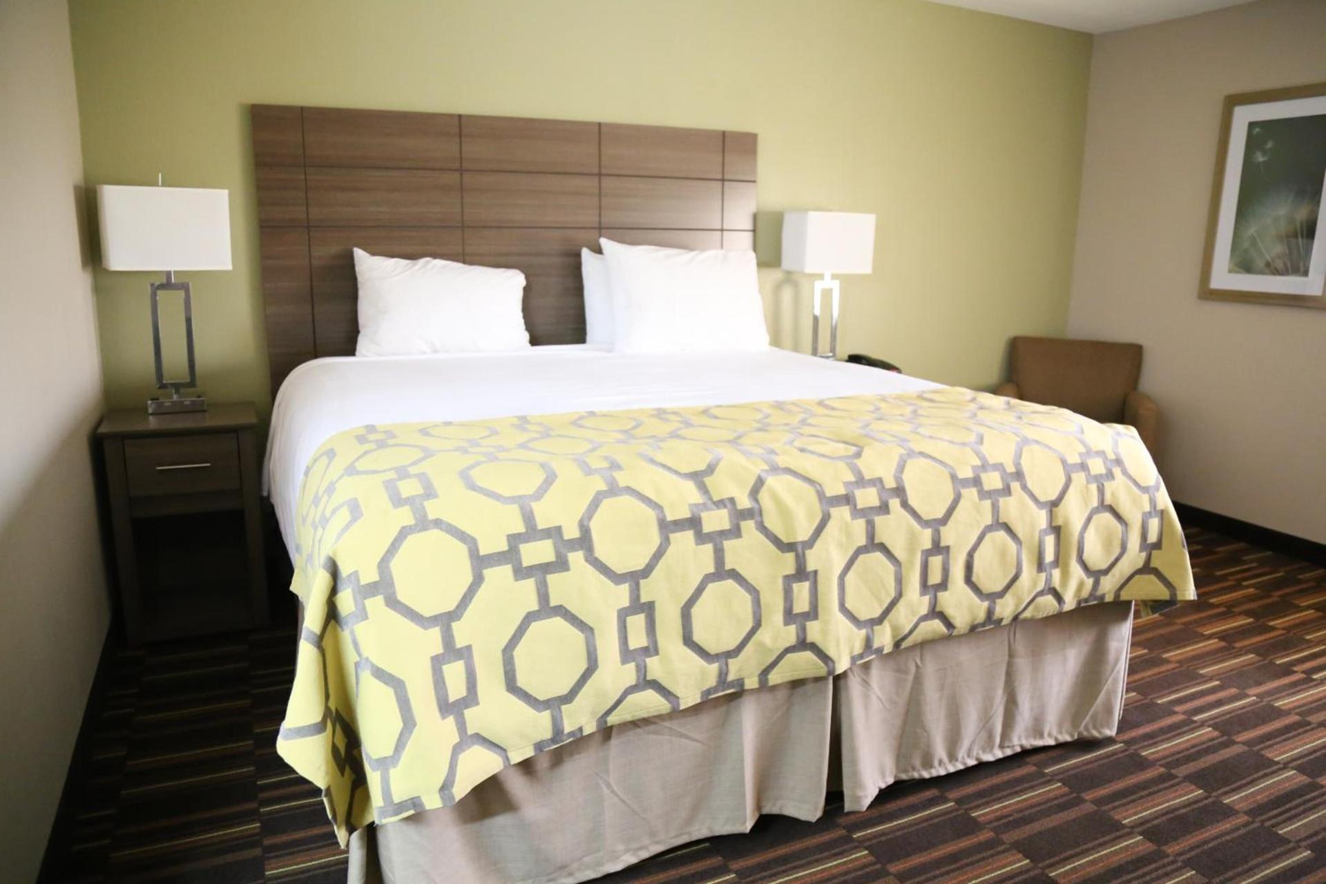 Baymont by Wyndham Plano photo 39
