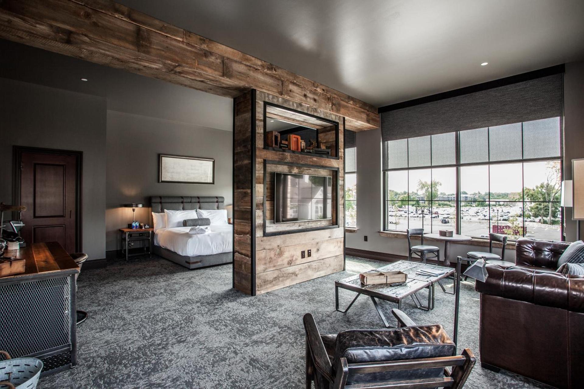 Ironworks Hotel Indy photo 30