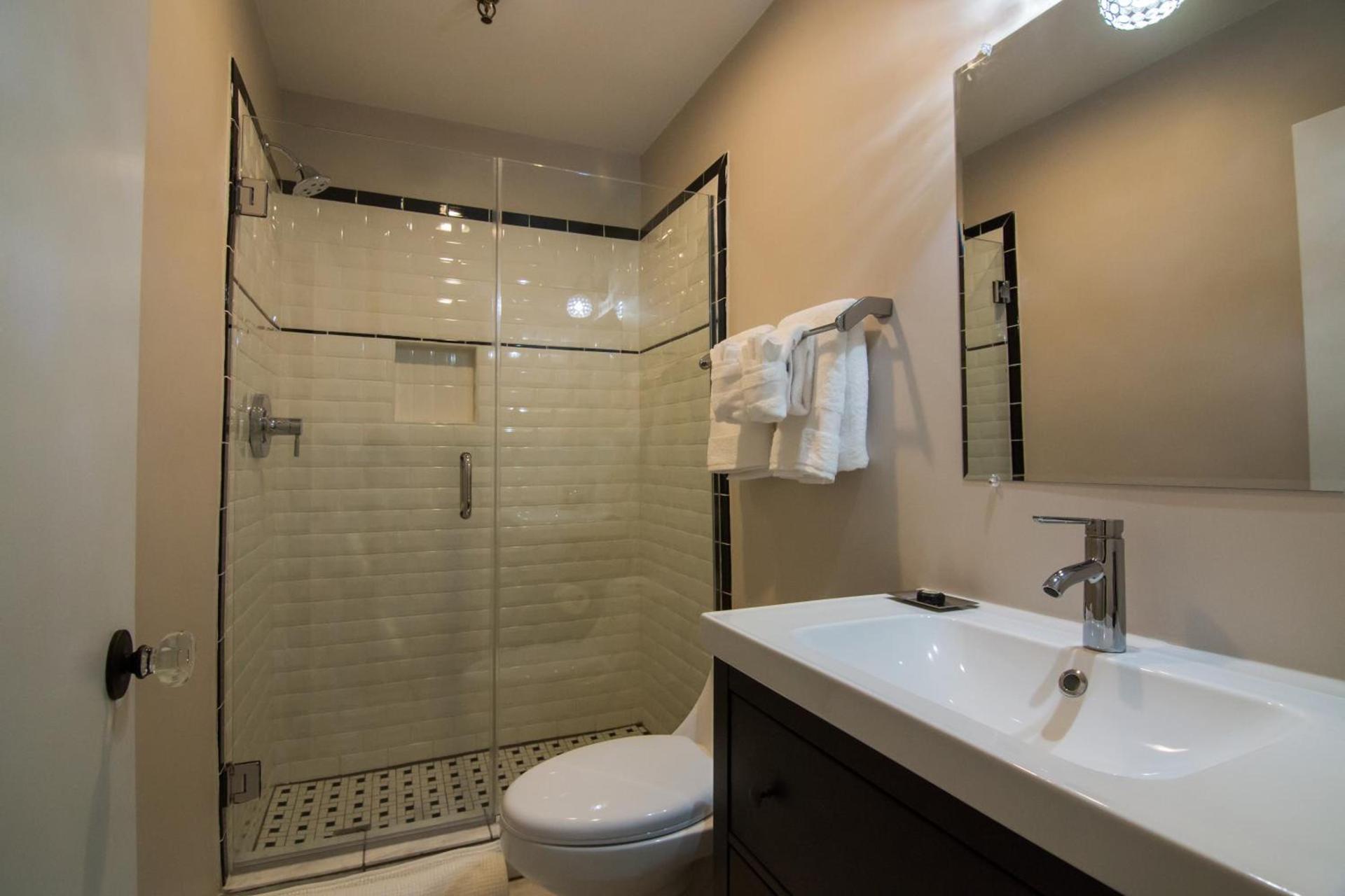 The Sherman Inn photo 44