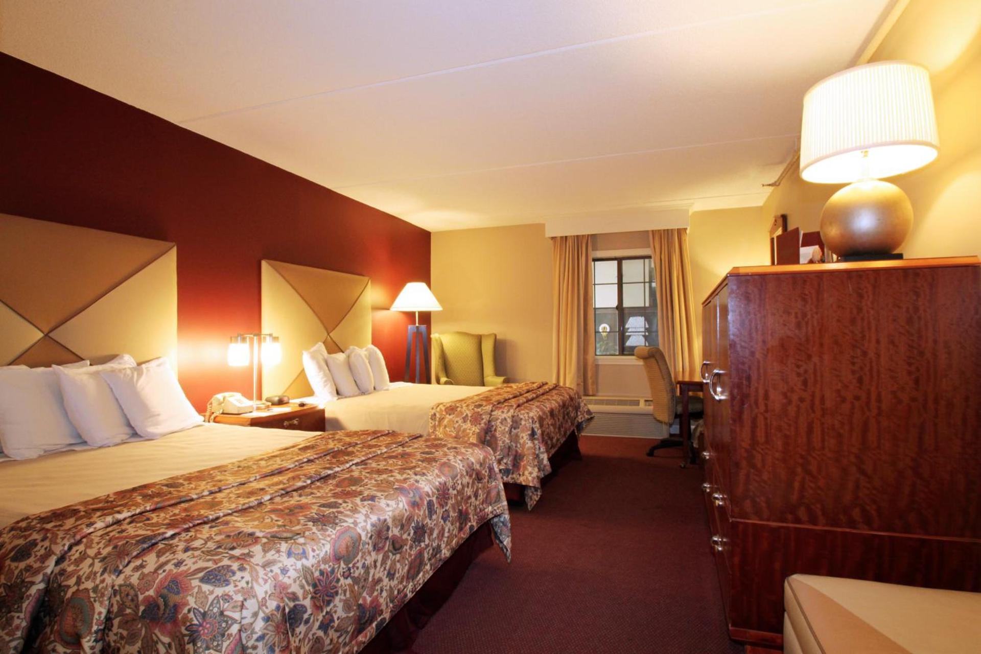 Fireside Inn & Suites West Lebanon photo 38
