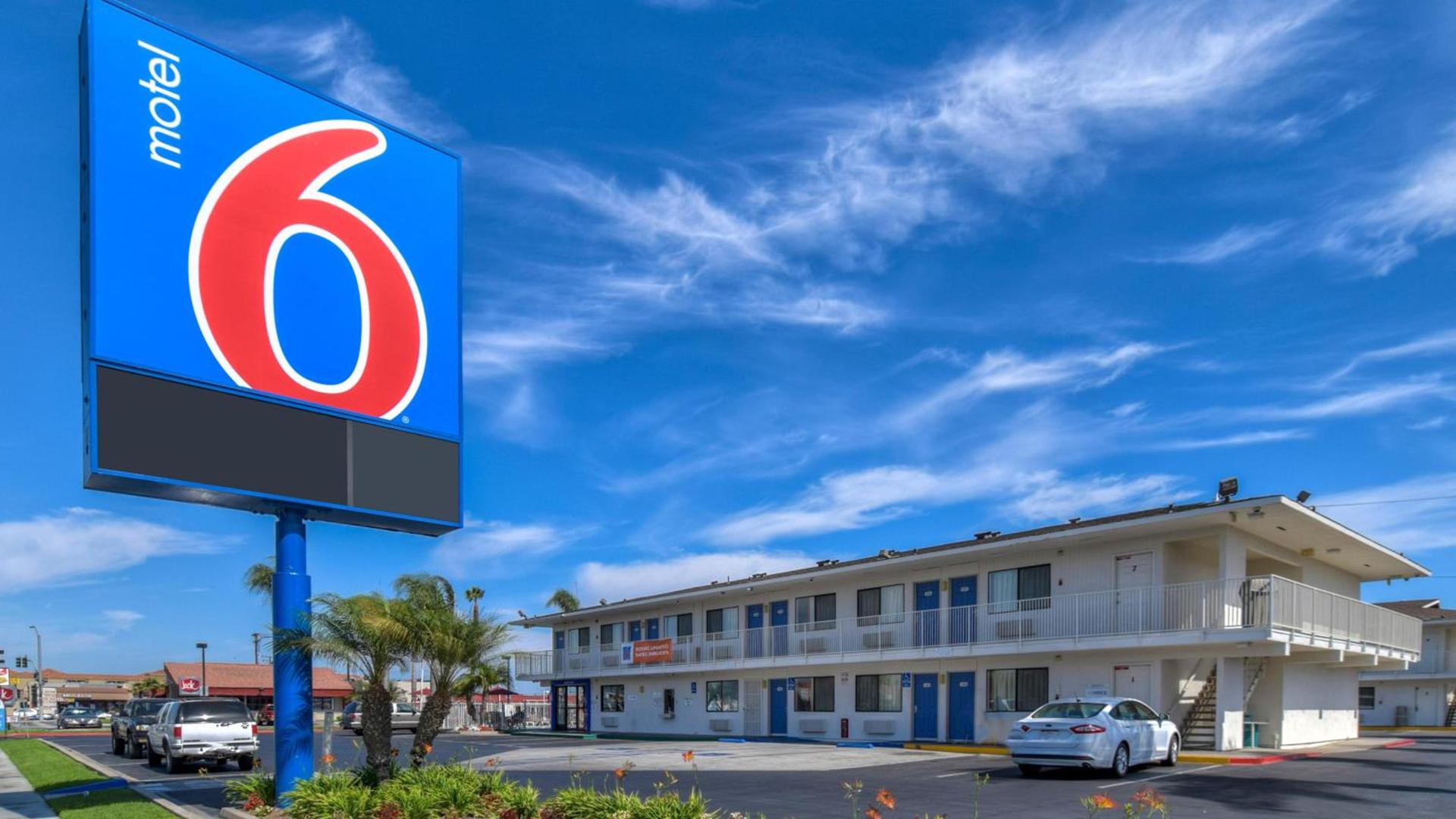 Motel 6-Stanton, CA- Anaheim West photo 2
