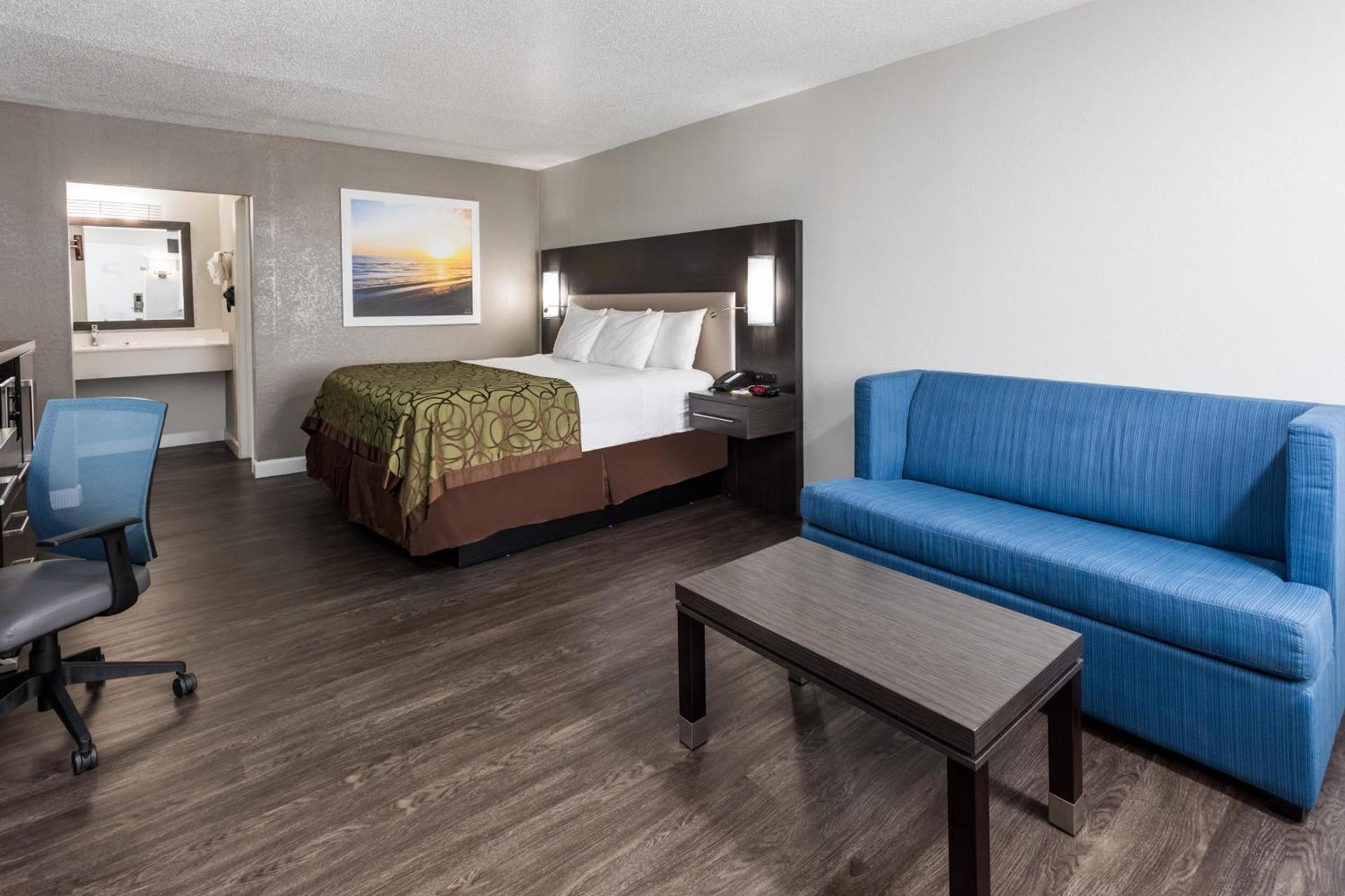 Days Inn by Wyndham Goose Creek photo 27