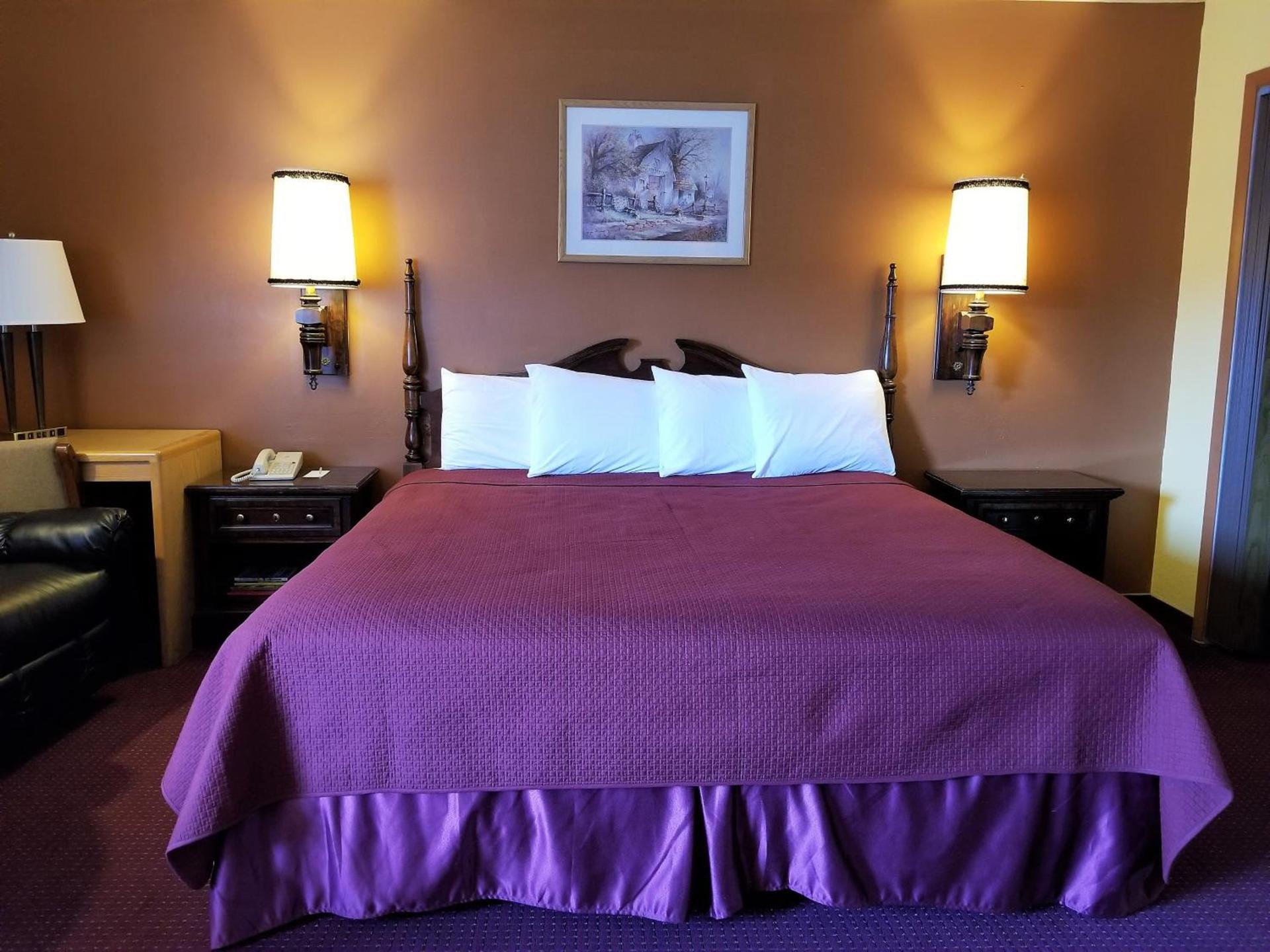 Regency Inn photo 19