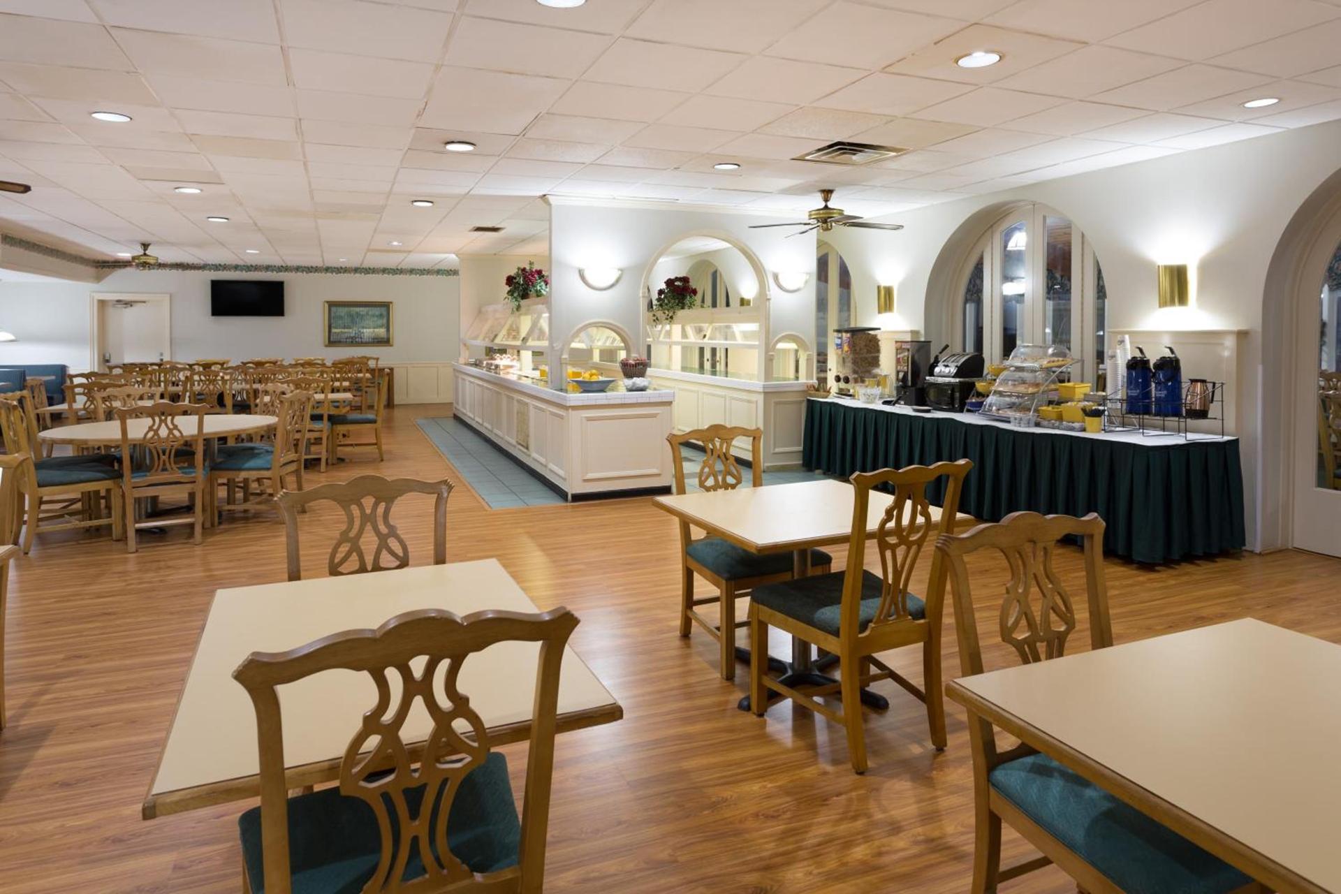 Clarion Inn Southern Pines - Pinehurst photo 43