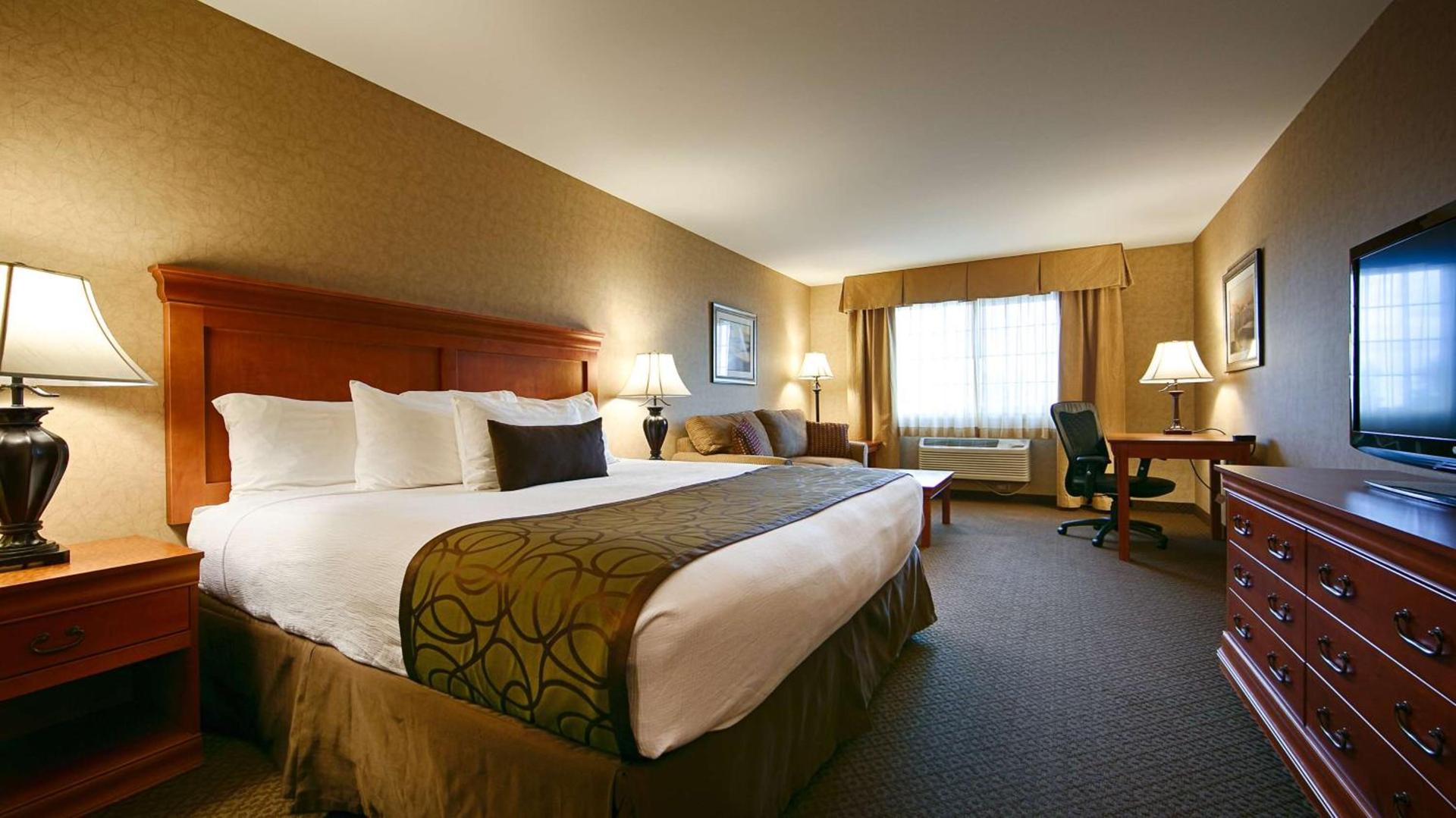 Best Western Plus Kennewick Inn photo 12