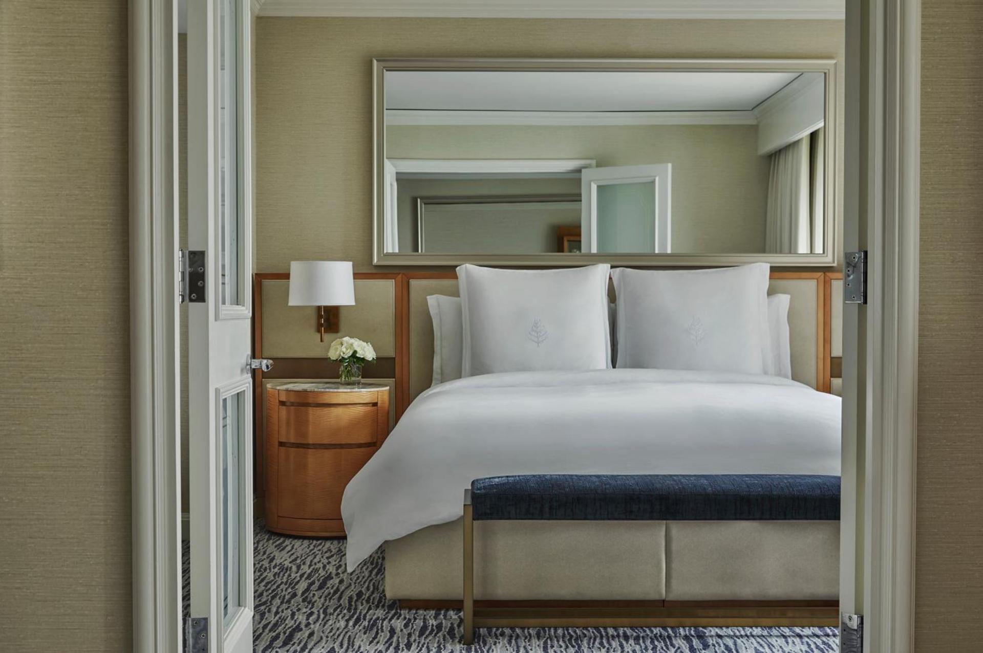 Four Seasons Chicago photo 26