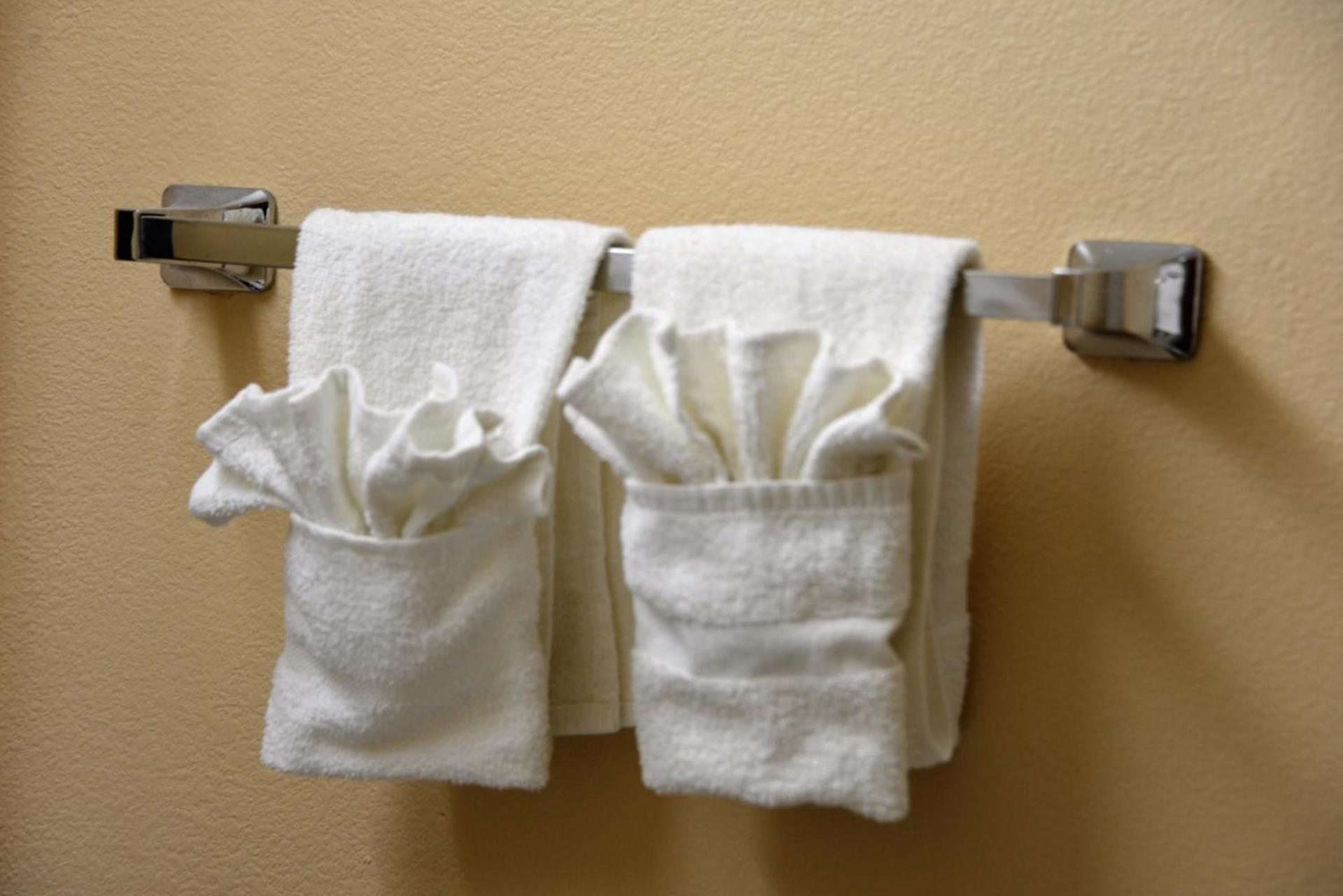 Irish Inn and Suites photo 9