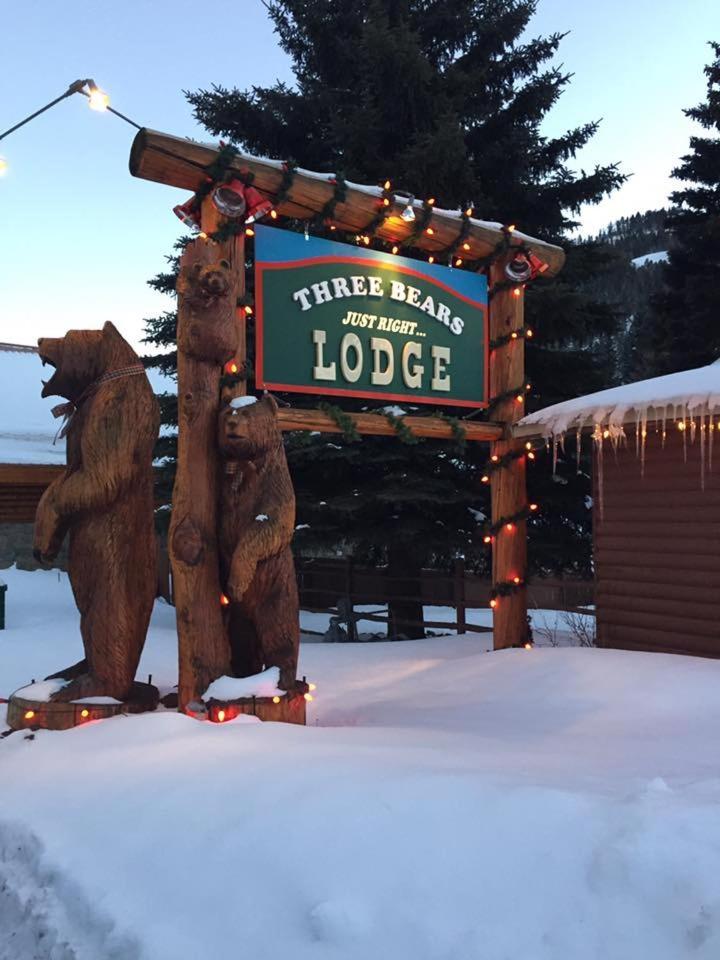 Three Bears Lodge photo 35