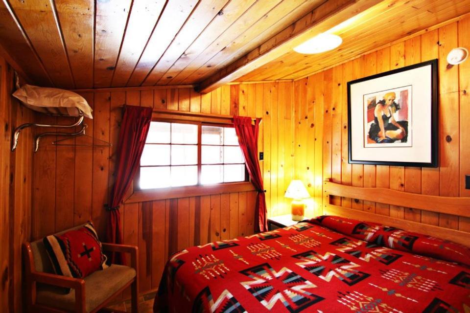 Three Bears Lodge photo 38