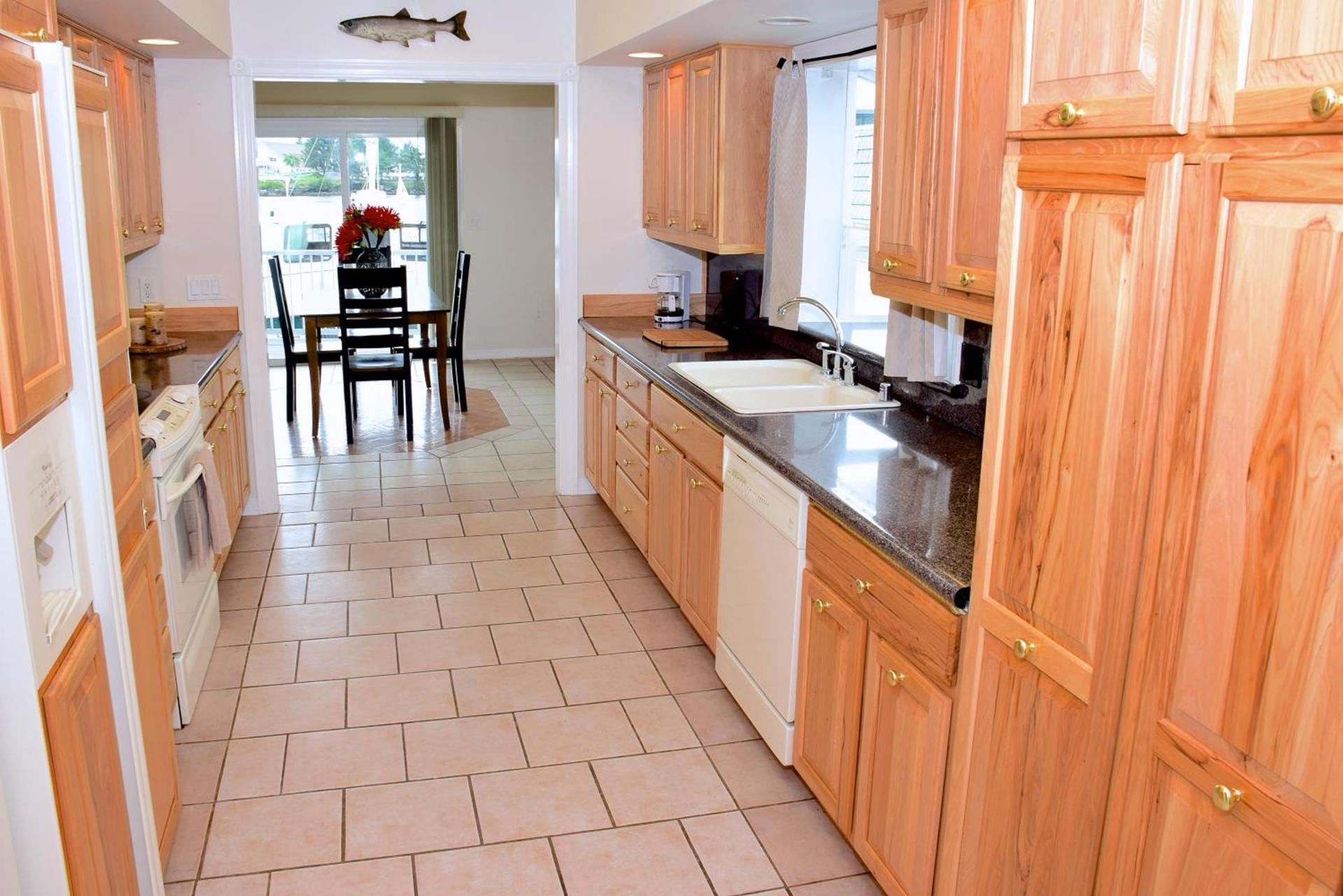 Longliner Lodge and Suites photo 23