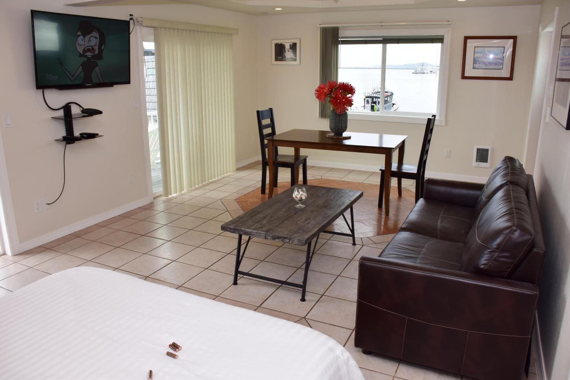 Longliner Lodge and Suites photo 15