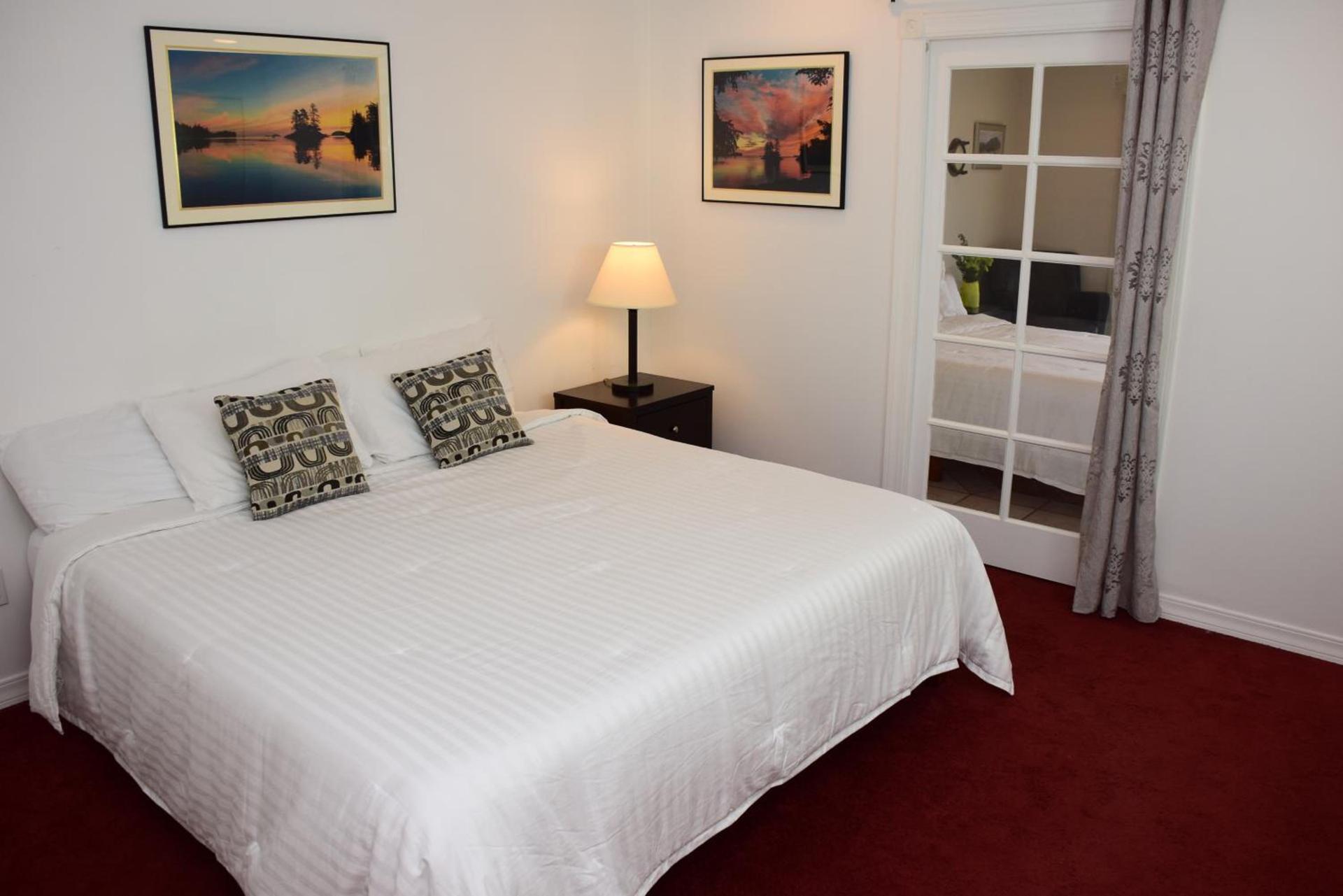 Longliner Lodge and Suites photo 14