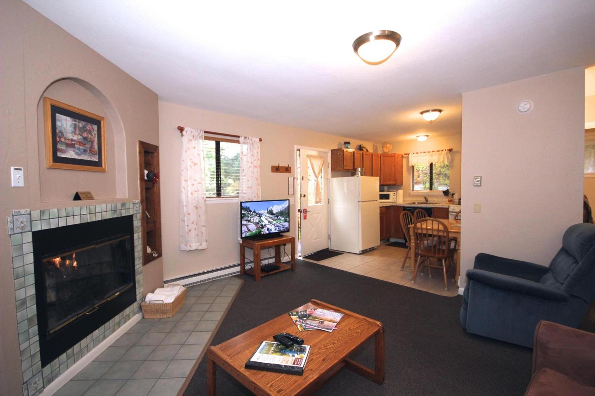 Streamside on Fall River photo 26