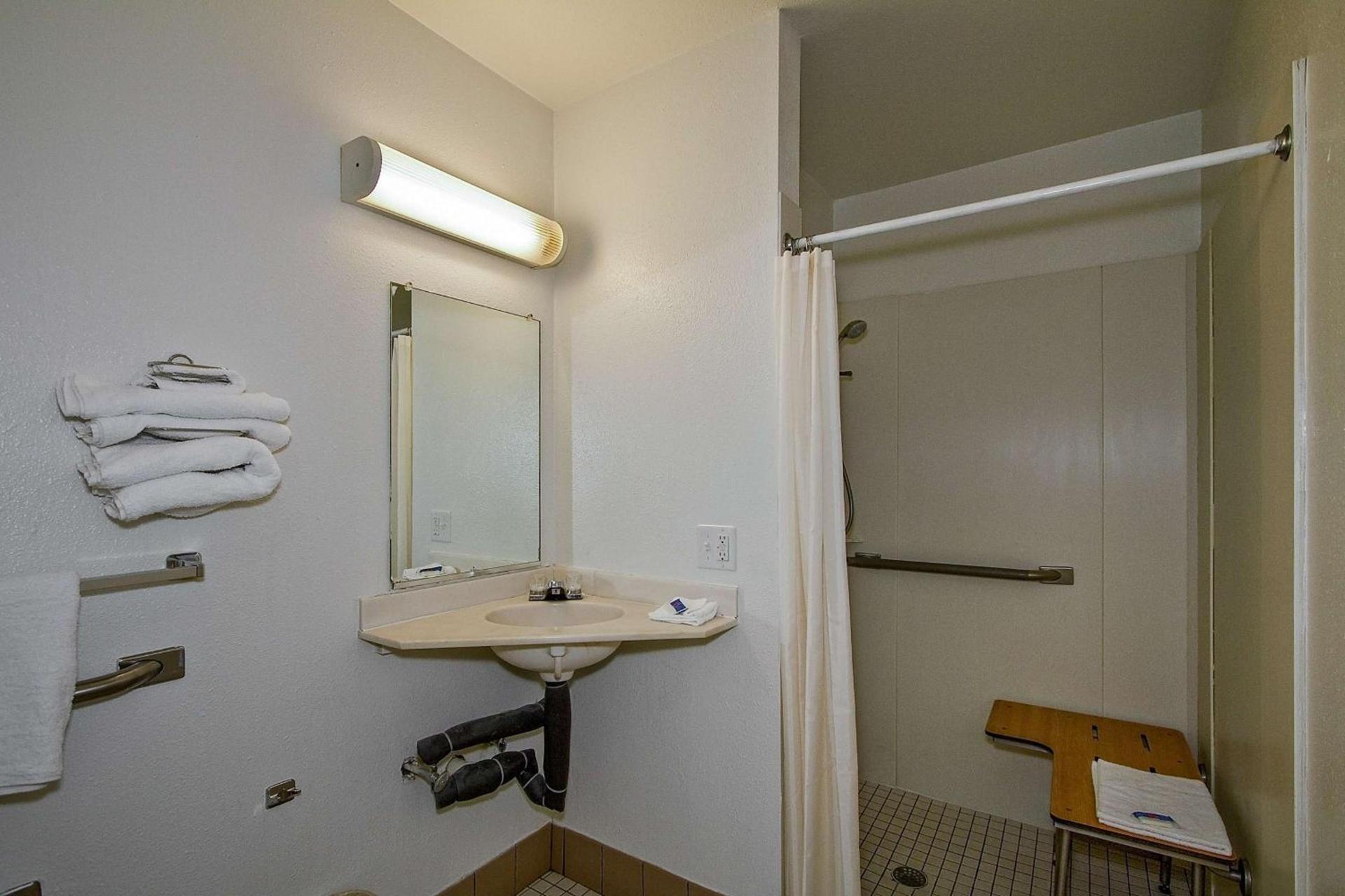 Motel 6-Green Bay, WI photo 11