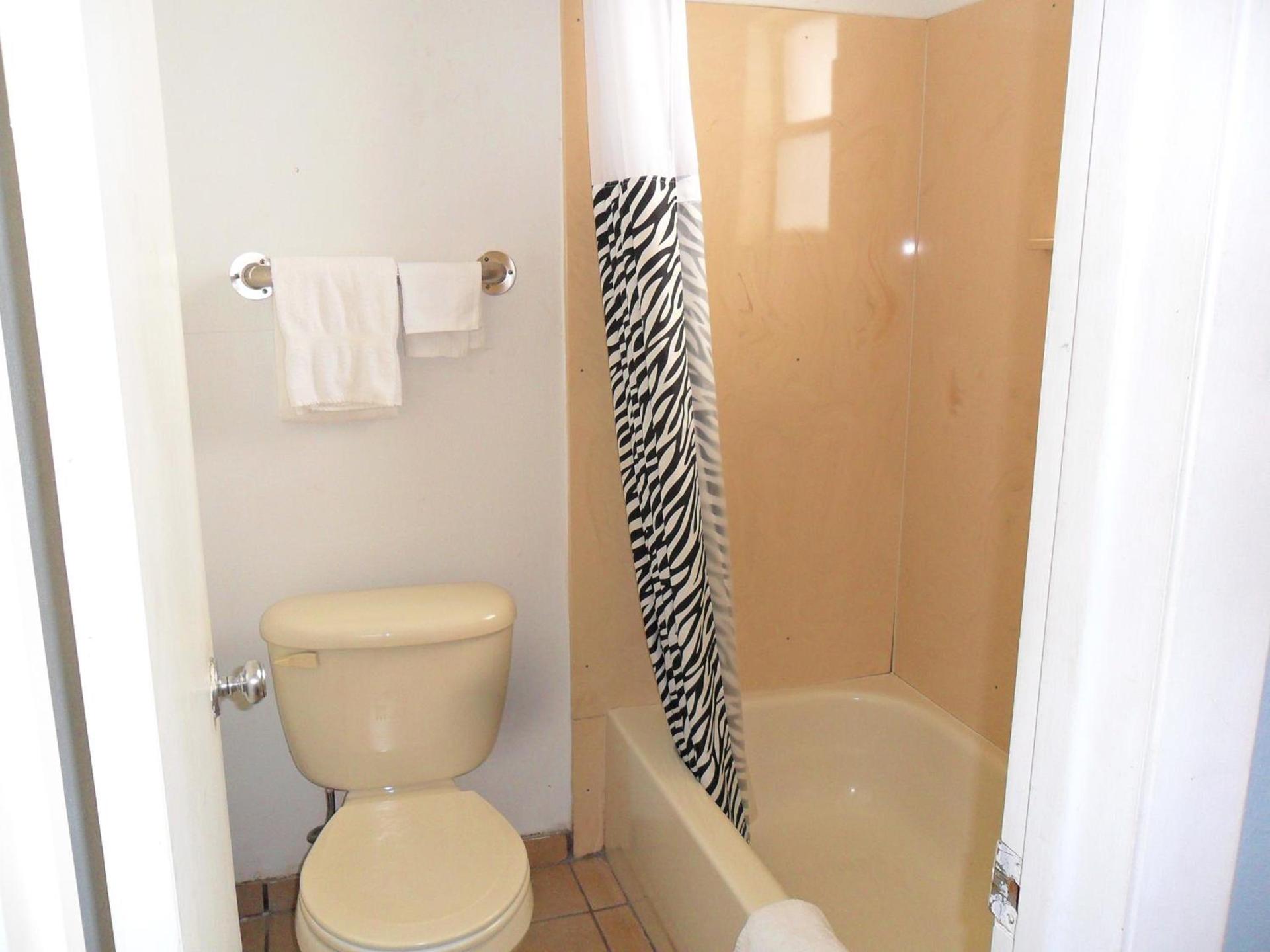 A-OK Motel photo 43