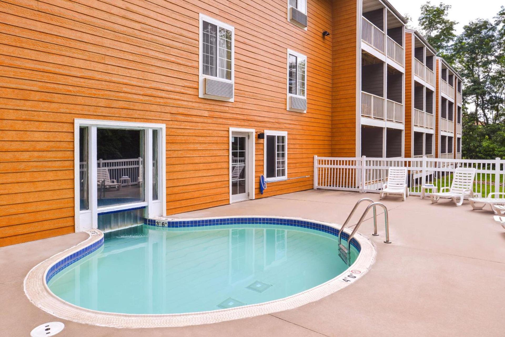 Best Western Galena Inn & Suites photo 2