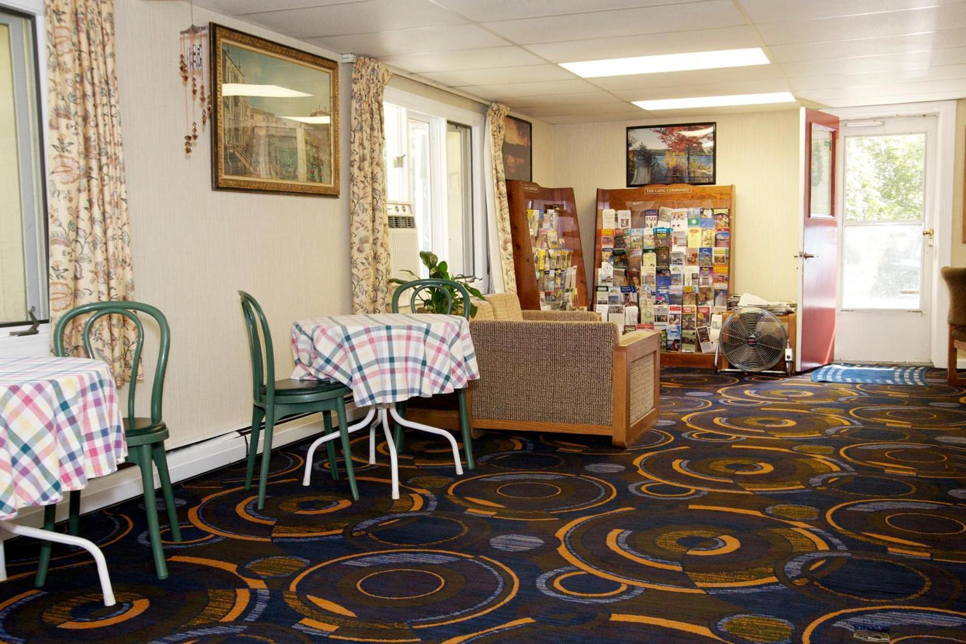 Sunset Motor Inn photo 11
