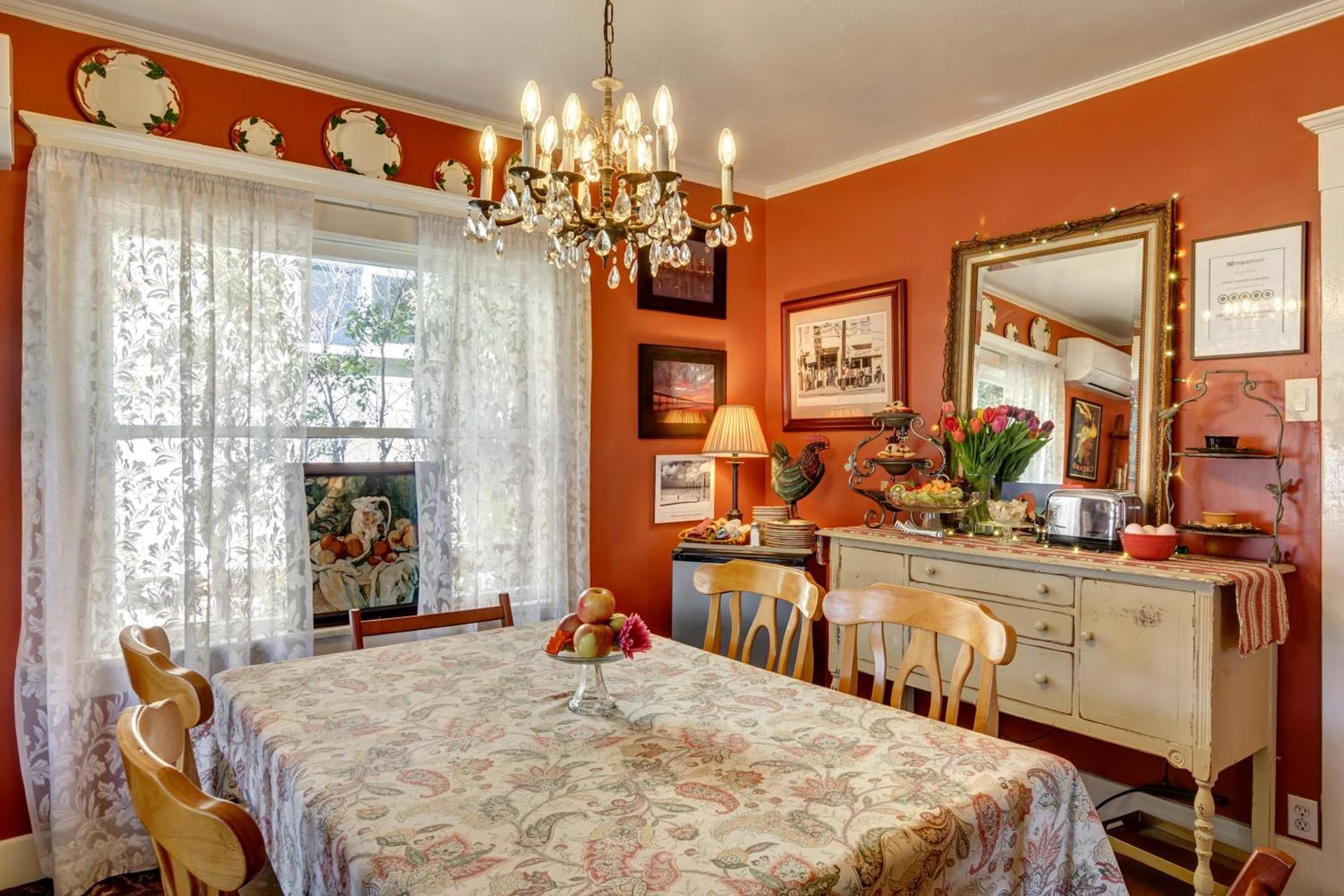 Hillcrest House Bed & Breakfast photo 11
