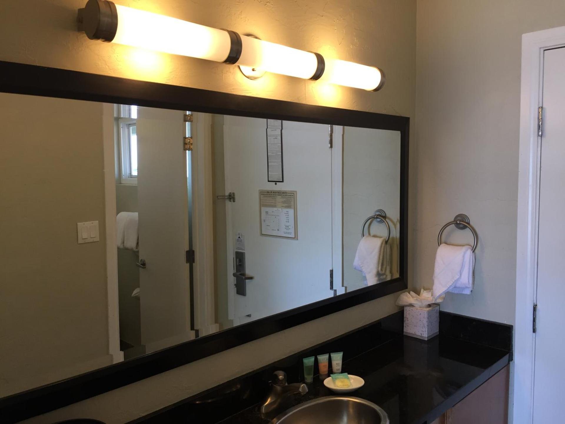 Surfer Beach Hotel photo 29