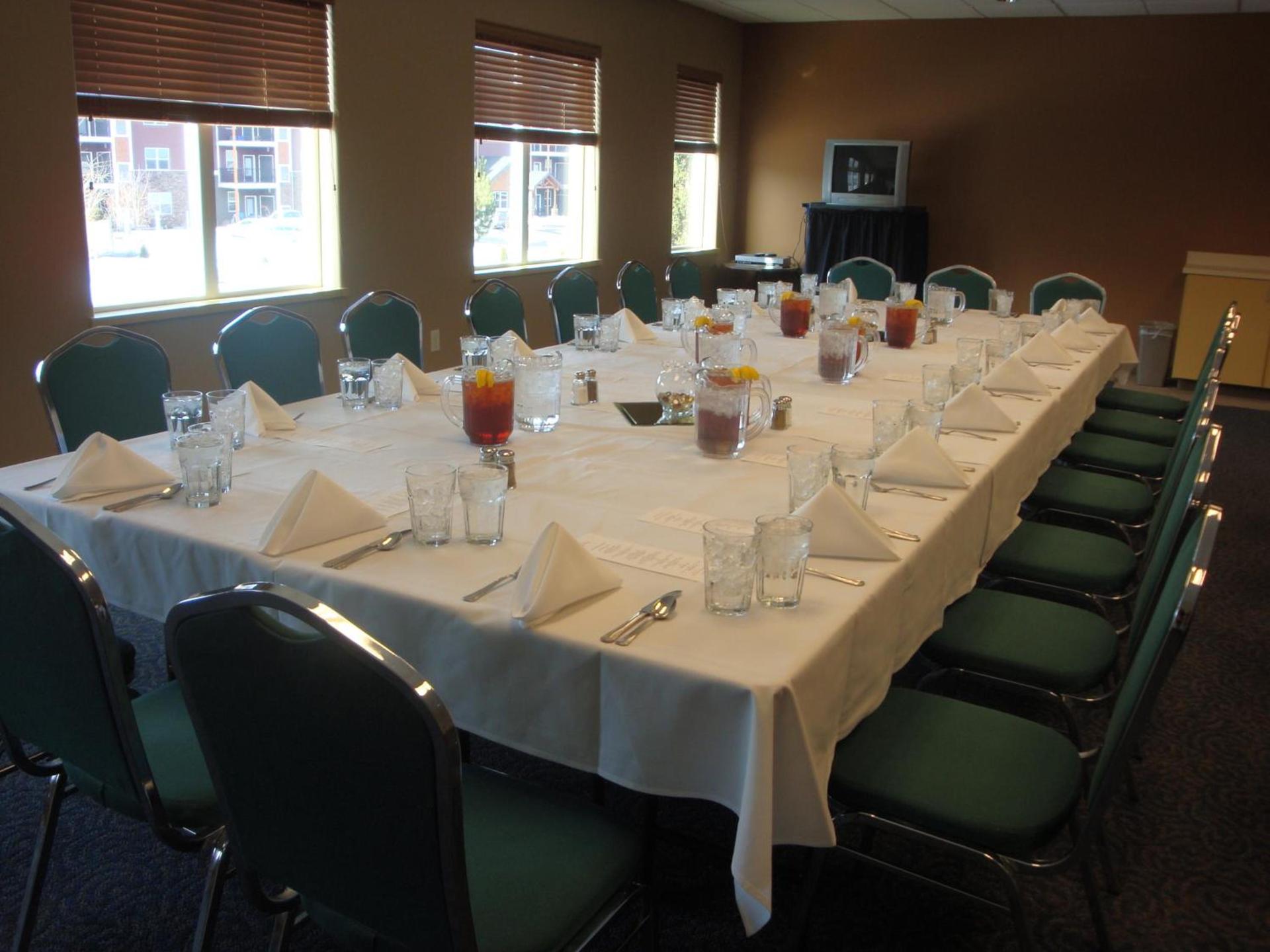 Broadway Inn Conference Center photo 22