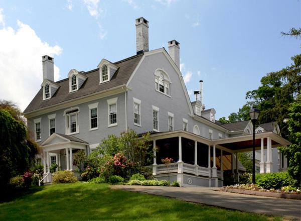 Simsbury 1820 House photo 66