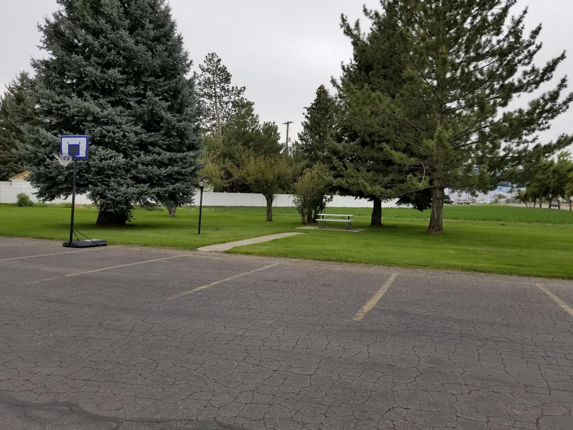 Plaza Motel photo 9
