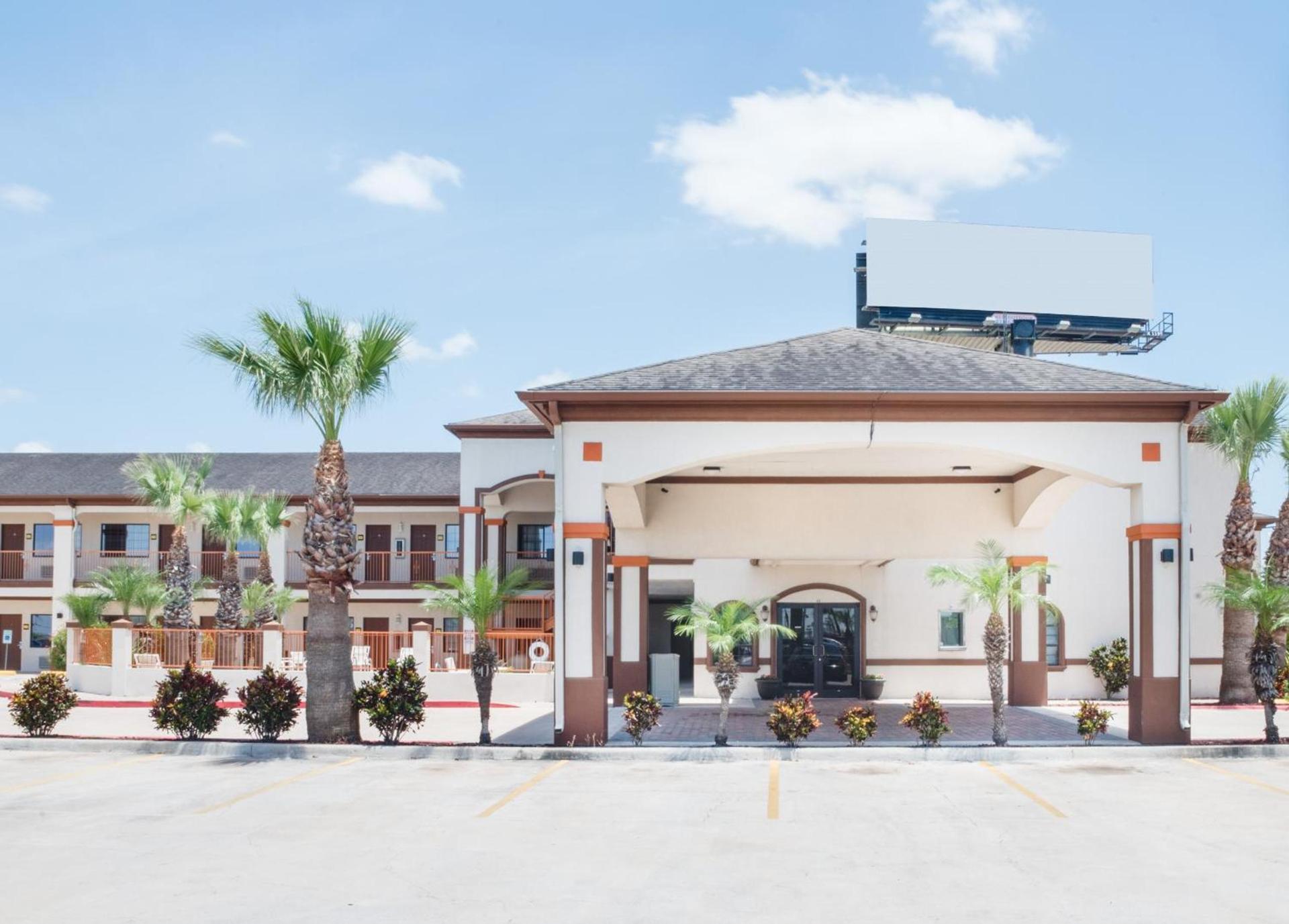 Lone Star Inn - San Benito Harlingen photo 6