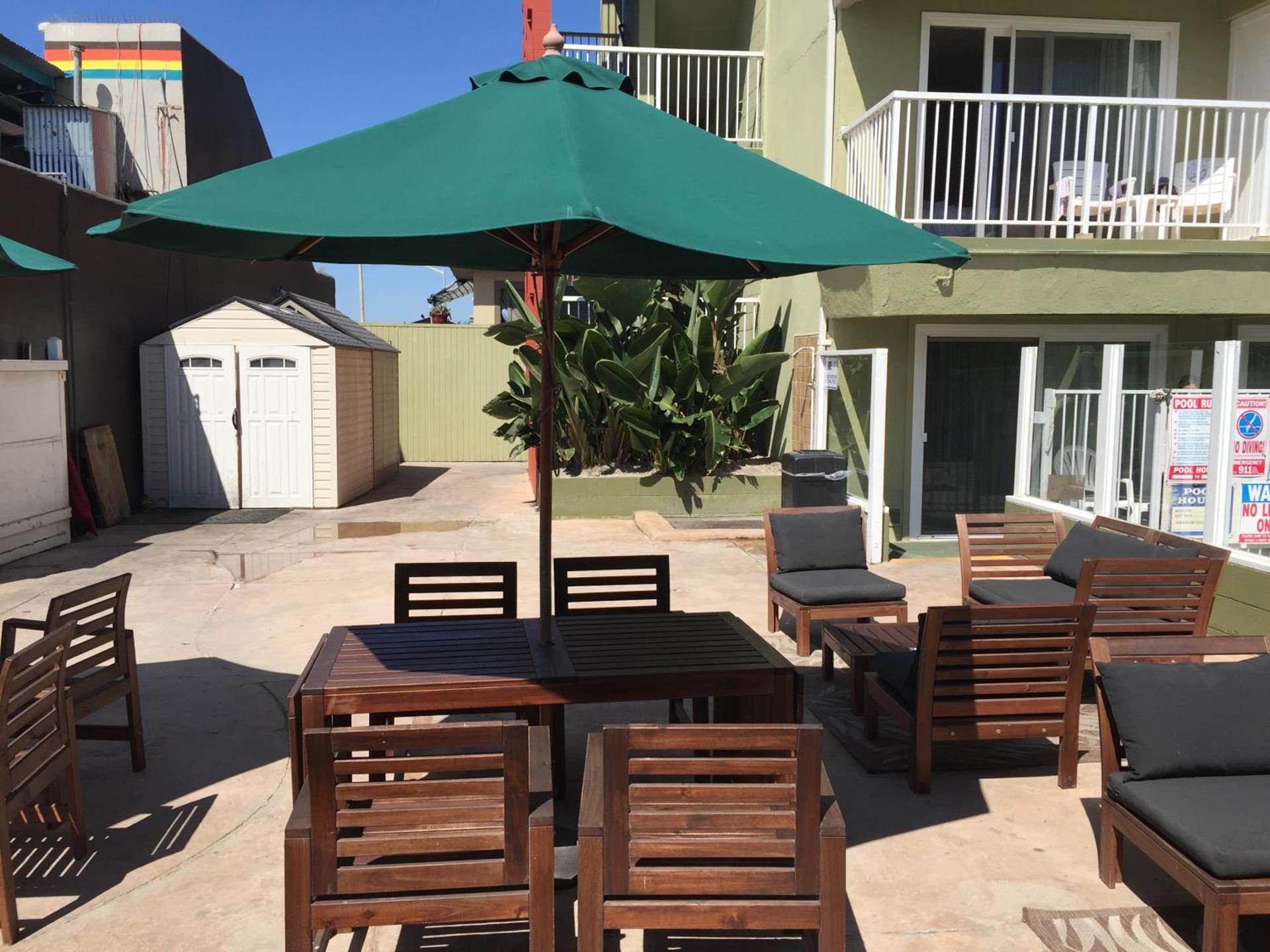 Surfer Beach Hotel photo 13